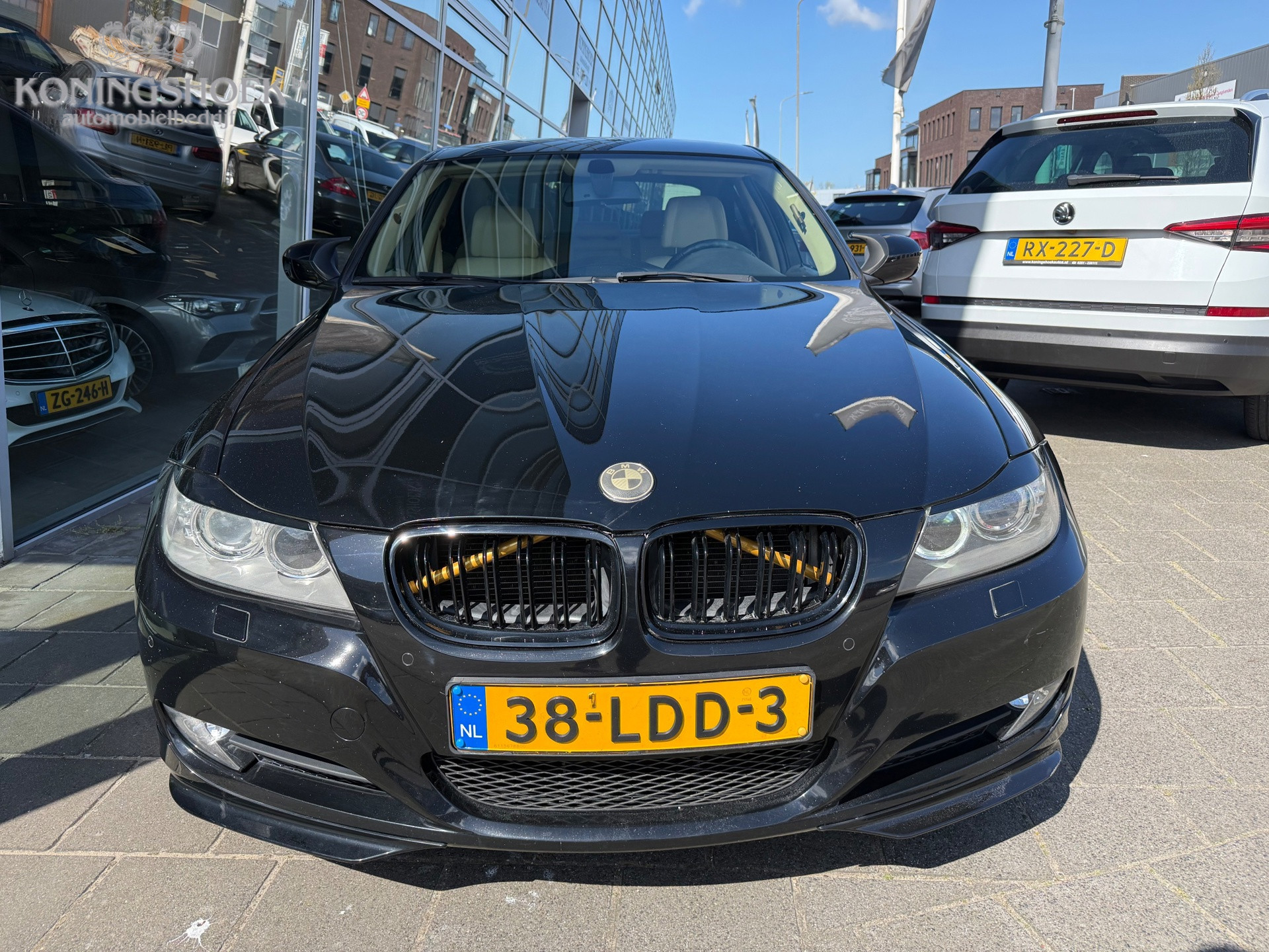 Foto van BMW 318i