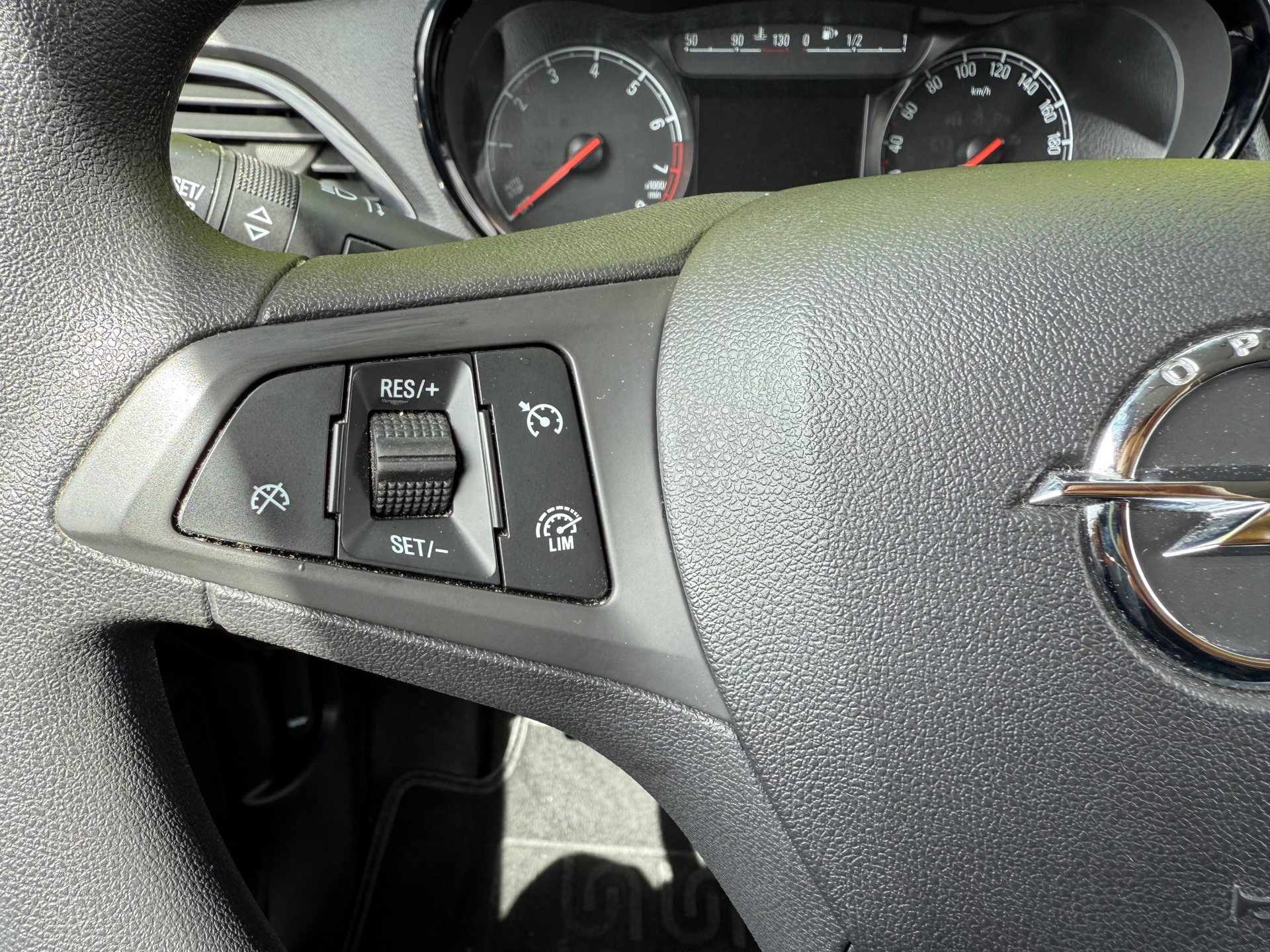 Foto van Opel Karl
