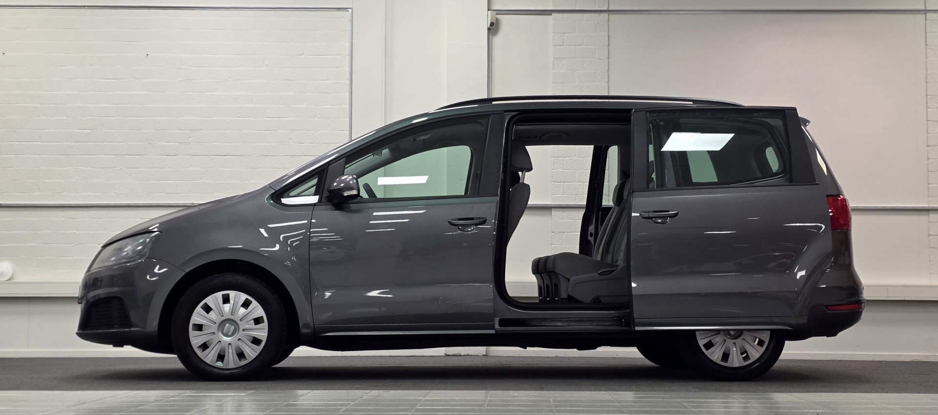 Foto van Seat Alhambra
