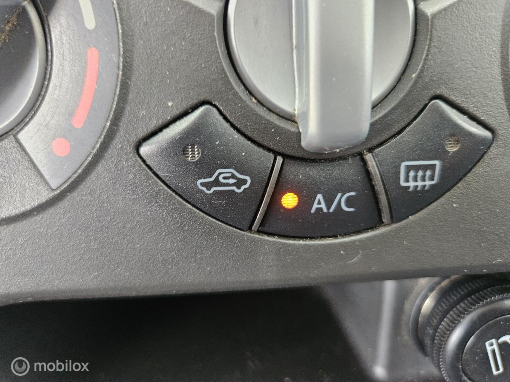 Foto van Opel Agila