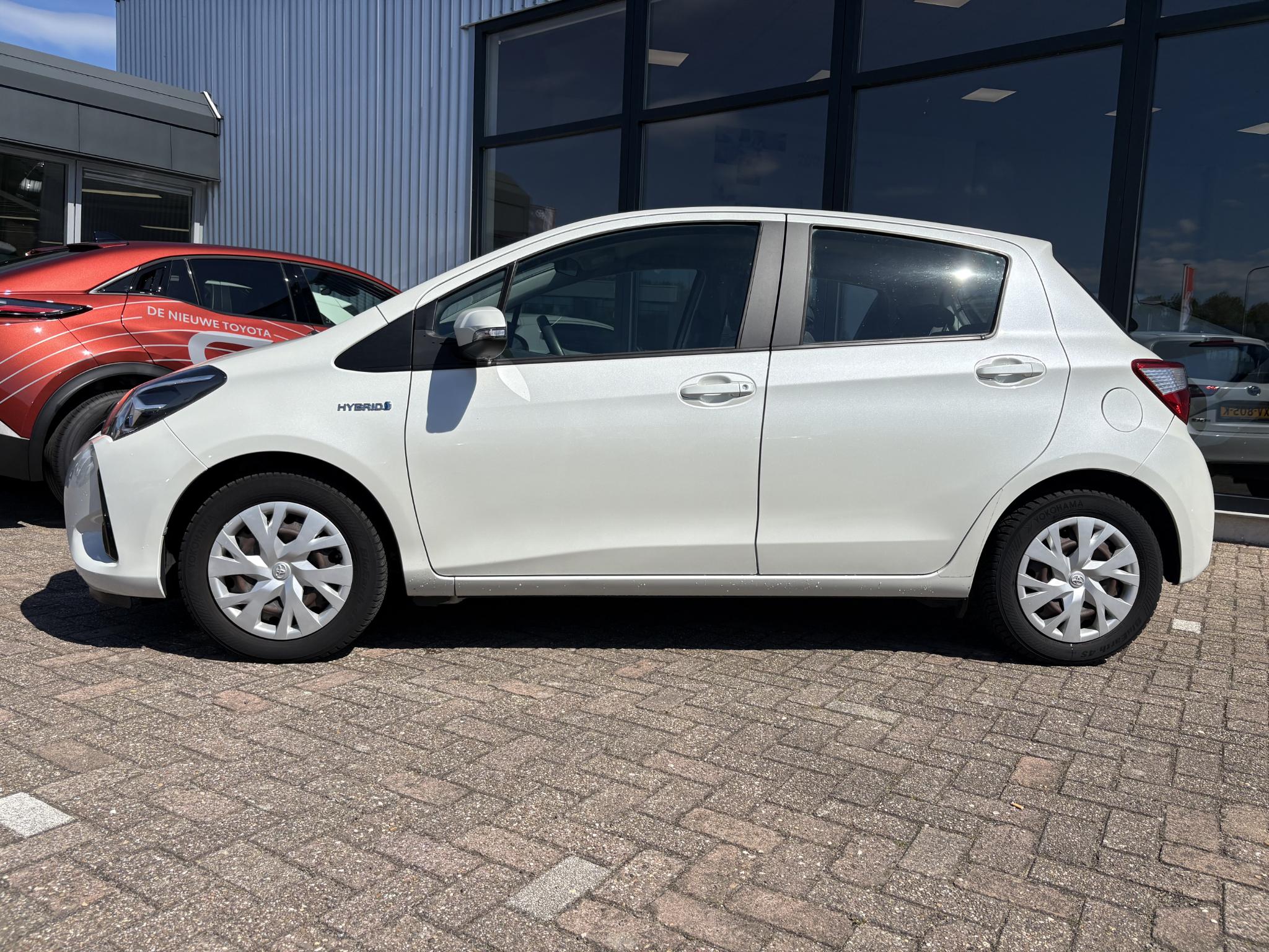 Foto van Toyota Toyota Yaris Hybrid