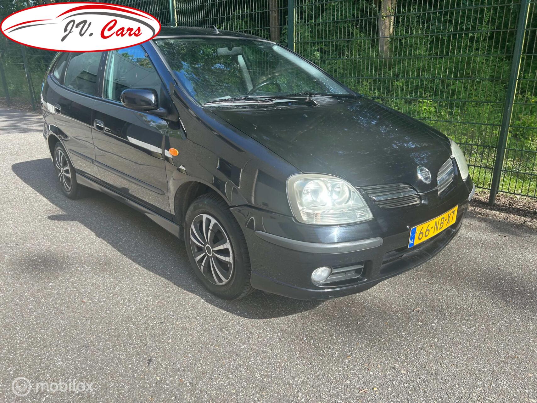 Foto van Nissan Nissan Almera Tino