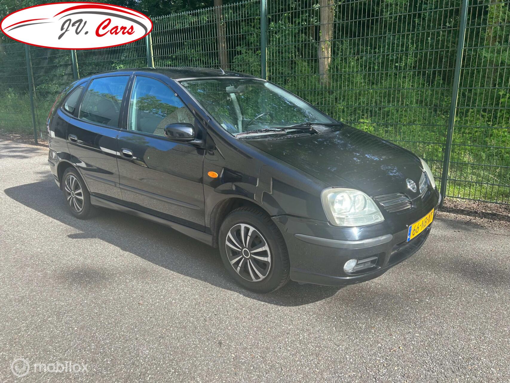 Foto van Nissan Nissan Almera Tino
