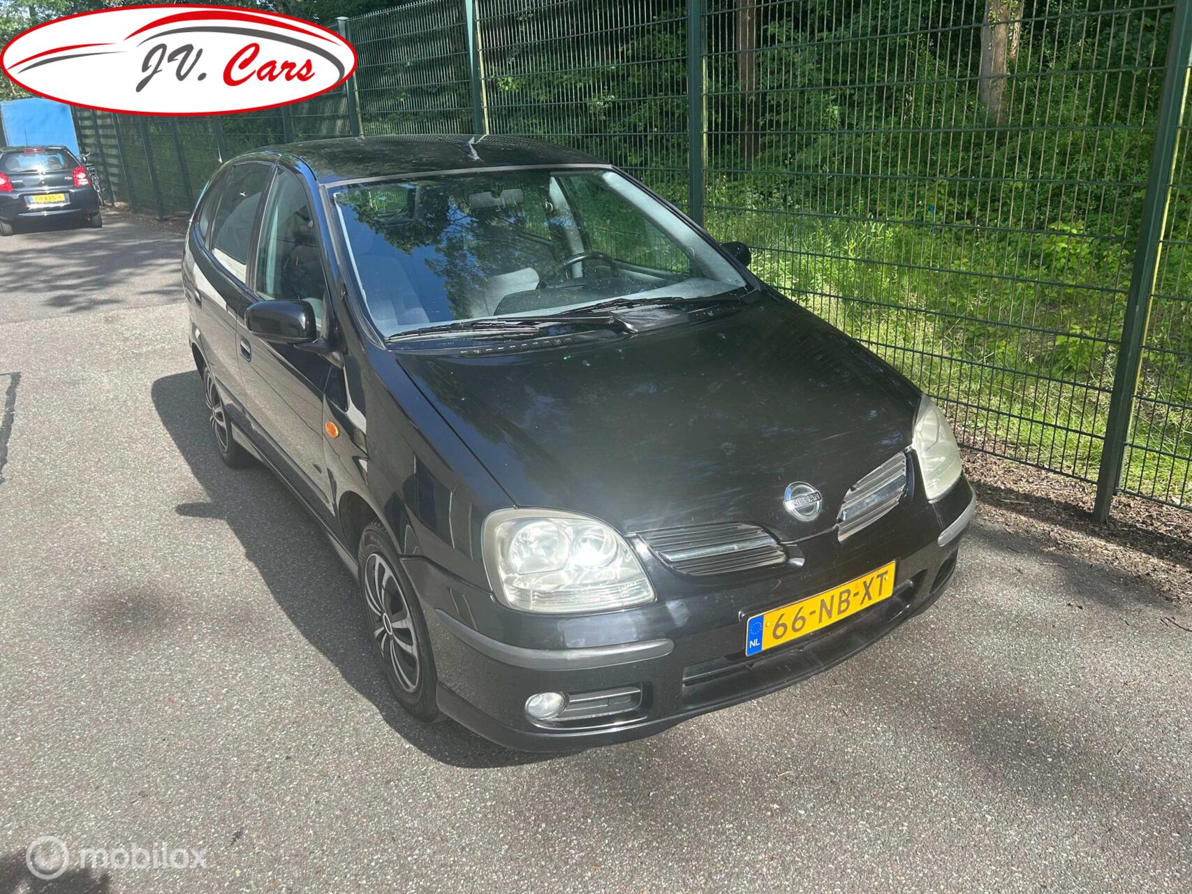 Foto van Nissan Nissan Almera Tino