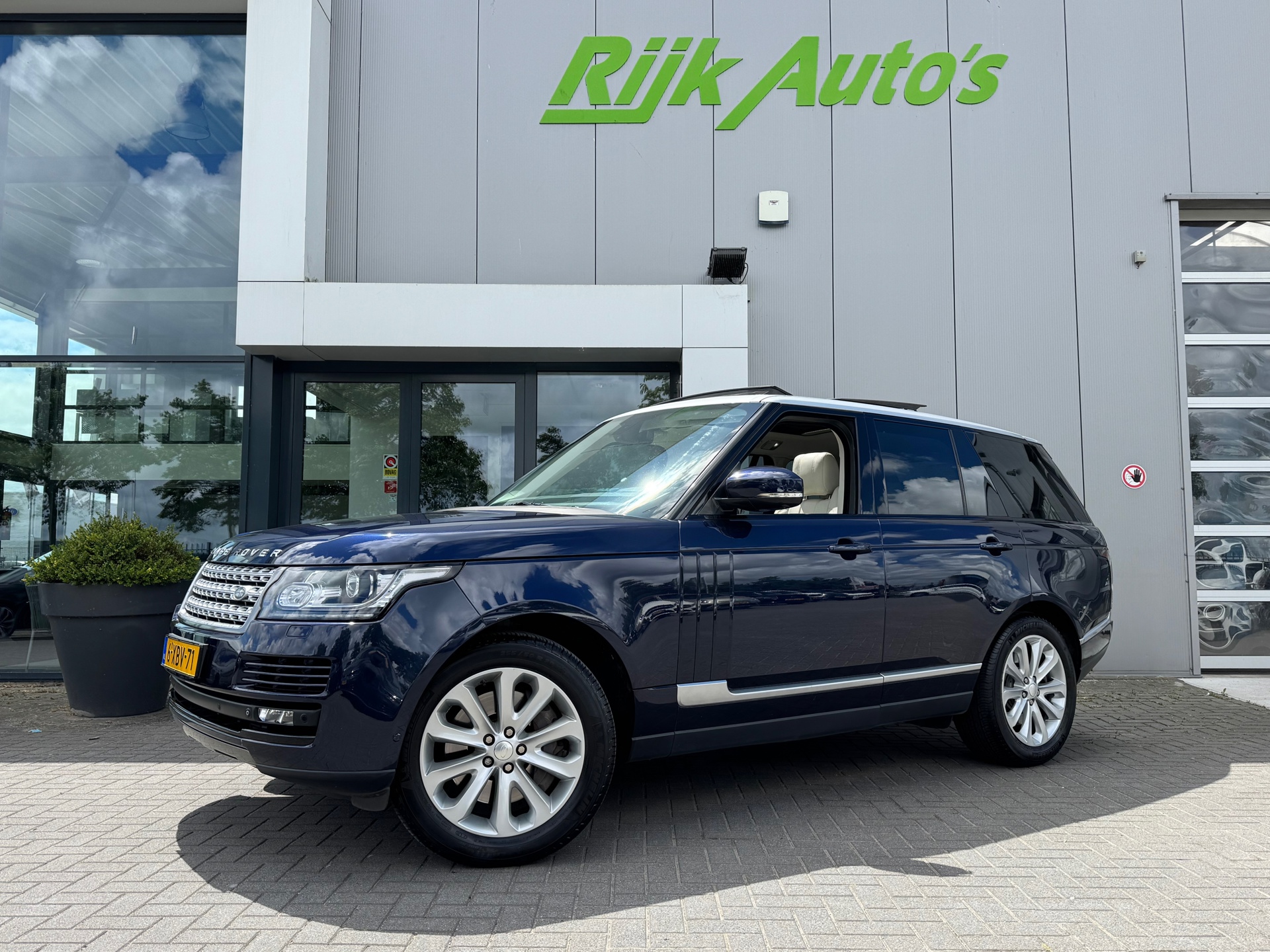 Foto van LAND ROVER RANGE ROVER