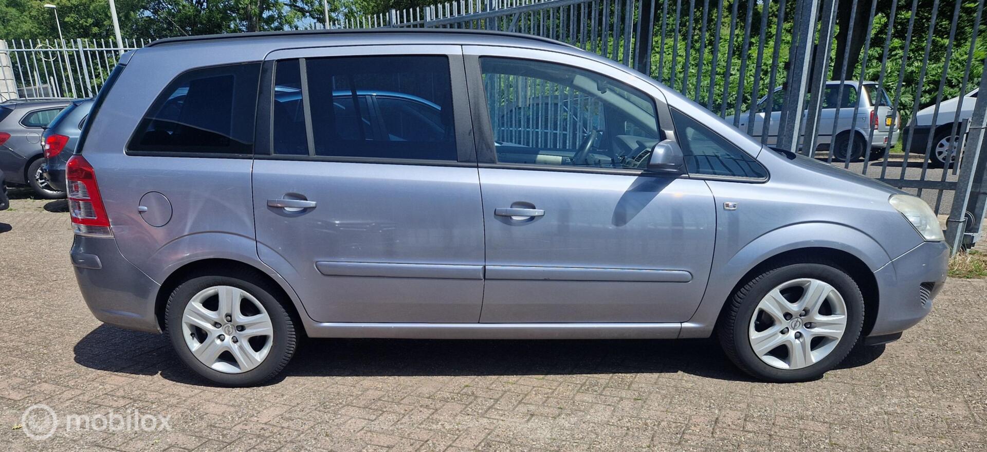 Foto van Opel Zafira