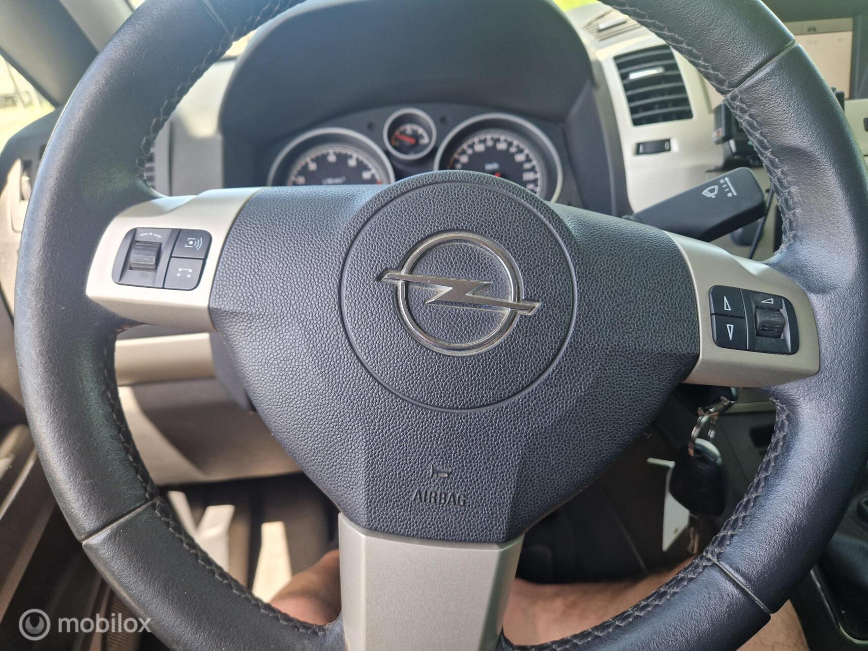 Foto van Opel Zafira