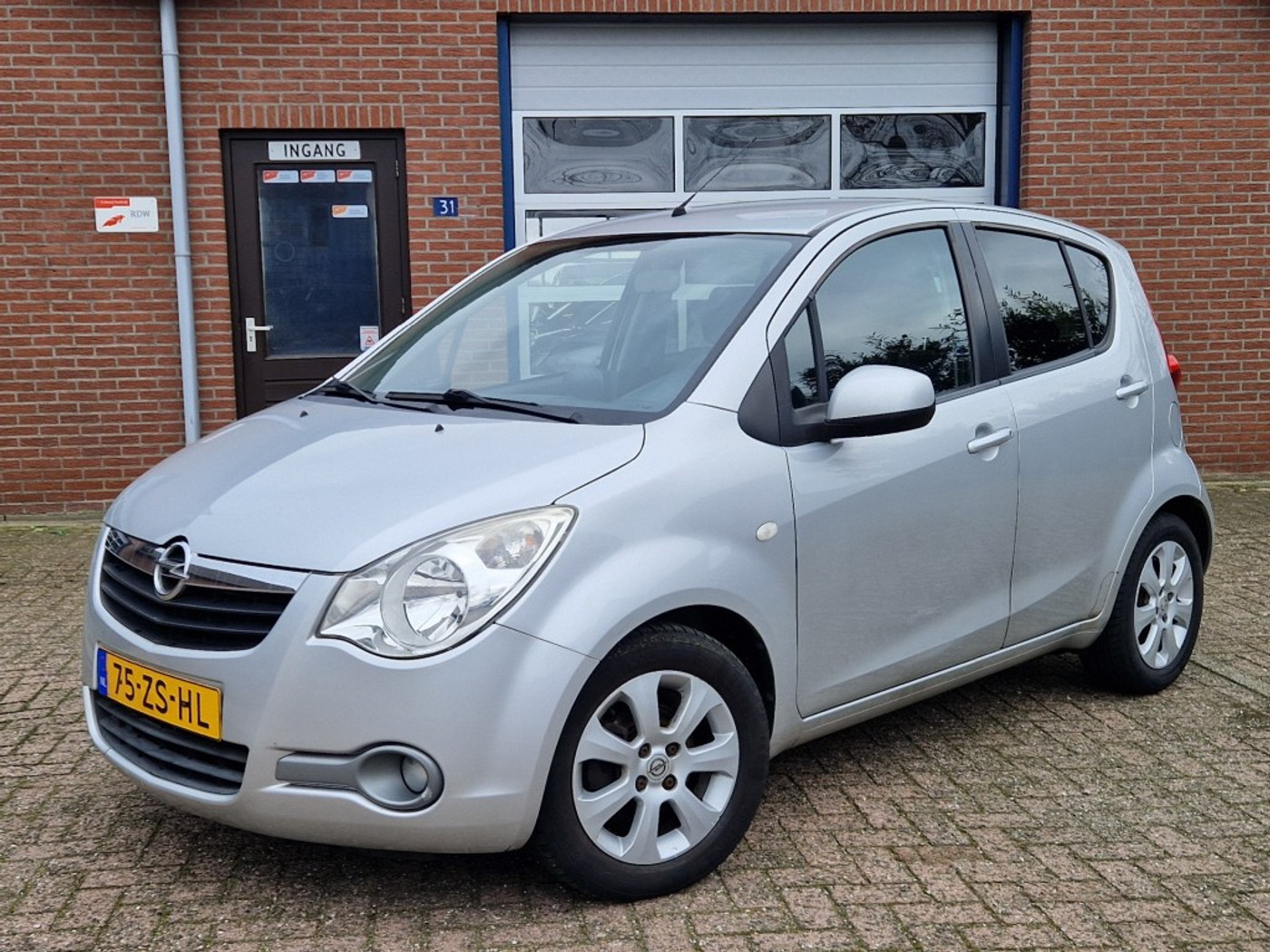 Foto van Opel Agila