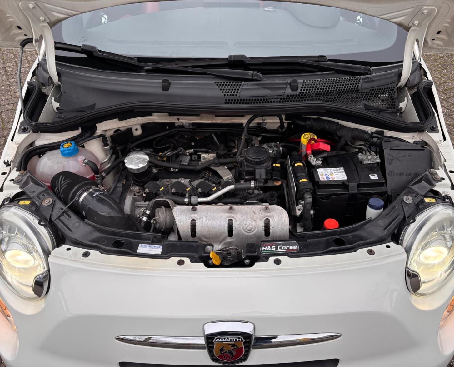 Foto van Fiat 500 Abarth
