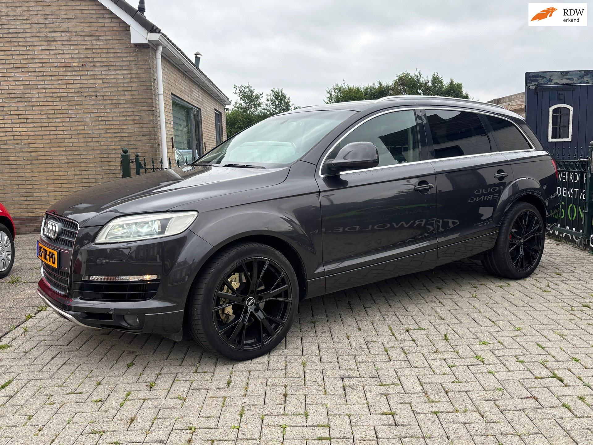 Audi Audi Q7 3.0 TDI quattro 5+2 |YOUNGTIMMER  trekhaak | memory seats | nieuwe apk ! 2006 - voorkant