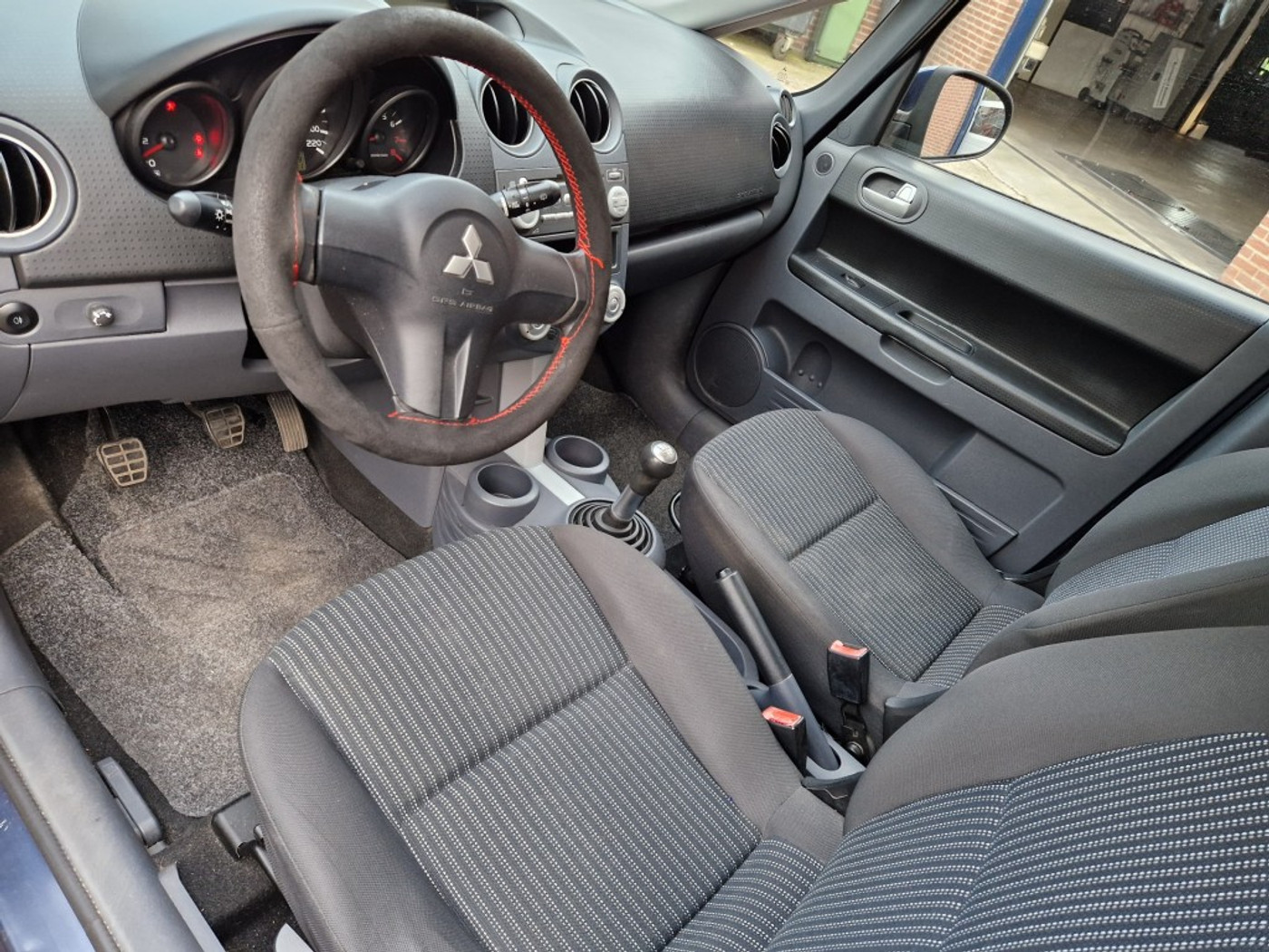Foto van Mitsubishi Mitsubishi Colt