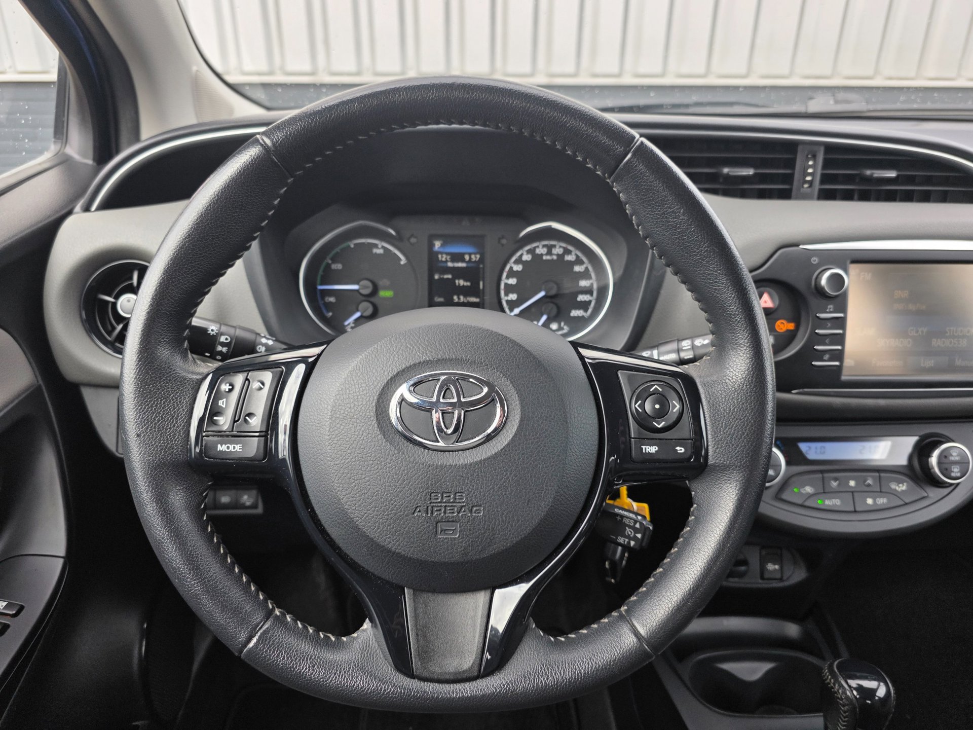 Foto van Toyota Toyota Yaris Hybrid