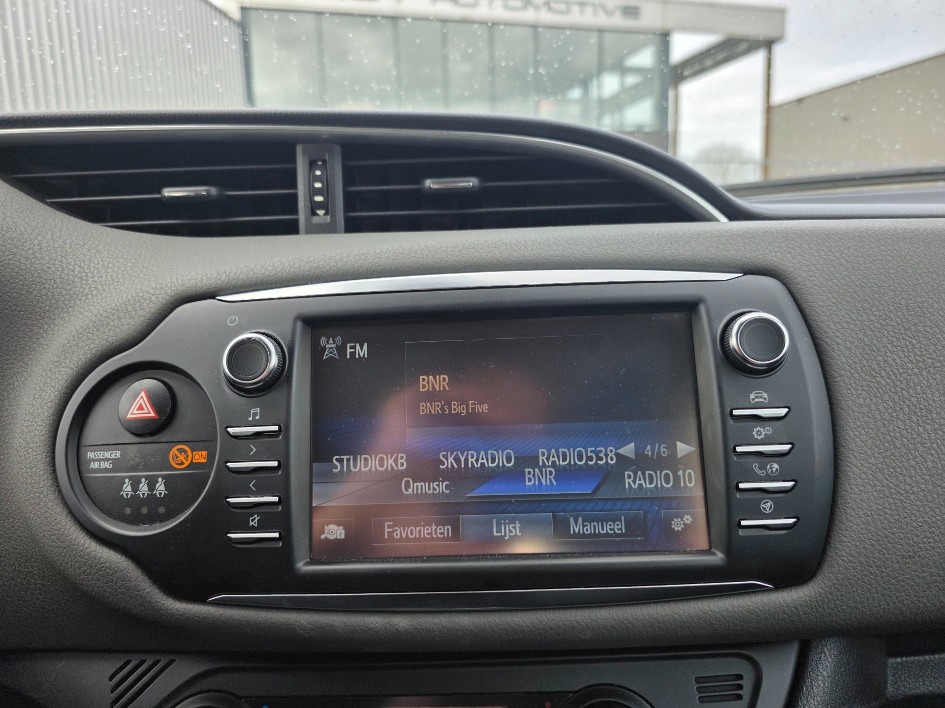 Foto van Toyota Toyota Yaris Hybrid