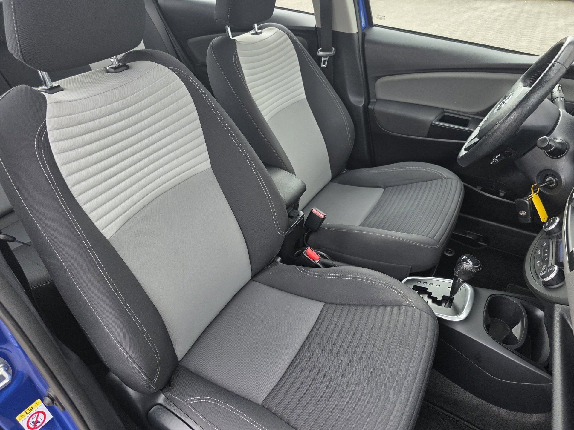 Foto van Toyota Toyota Yaris Hybrid