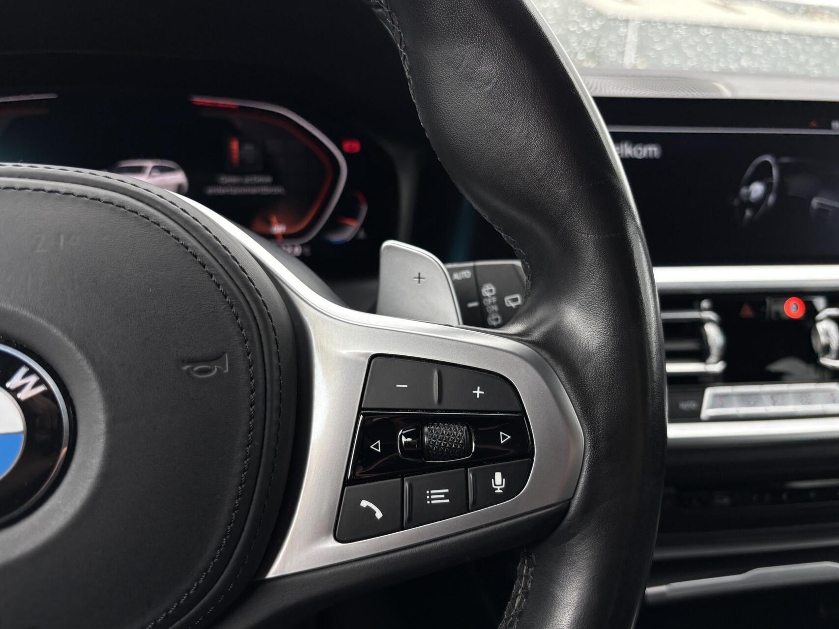 Foto van BMW 330i