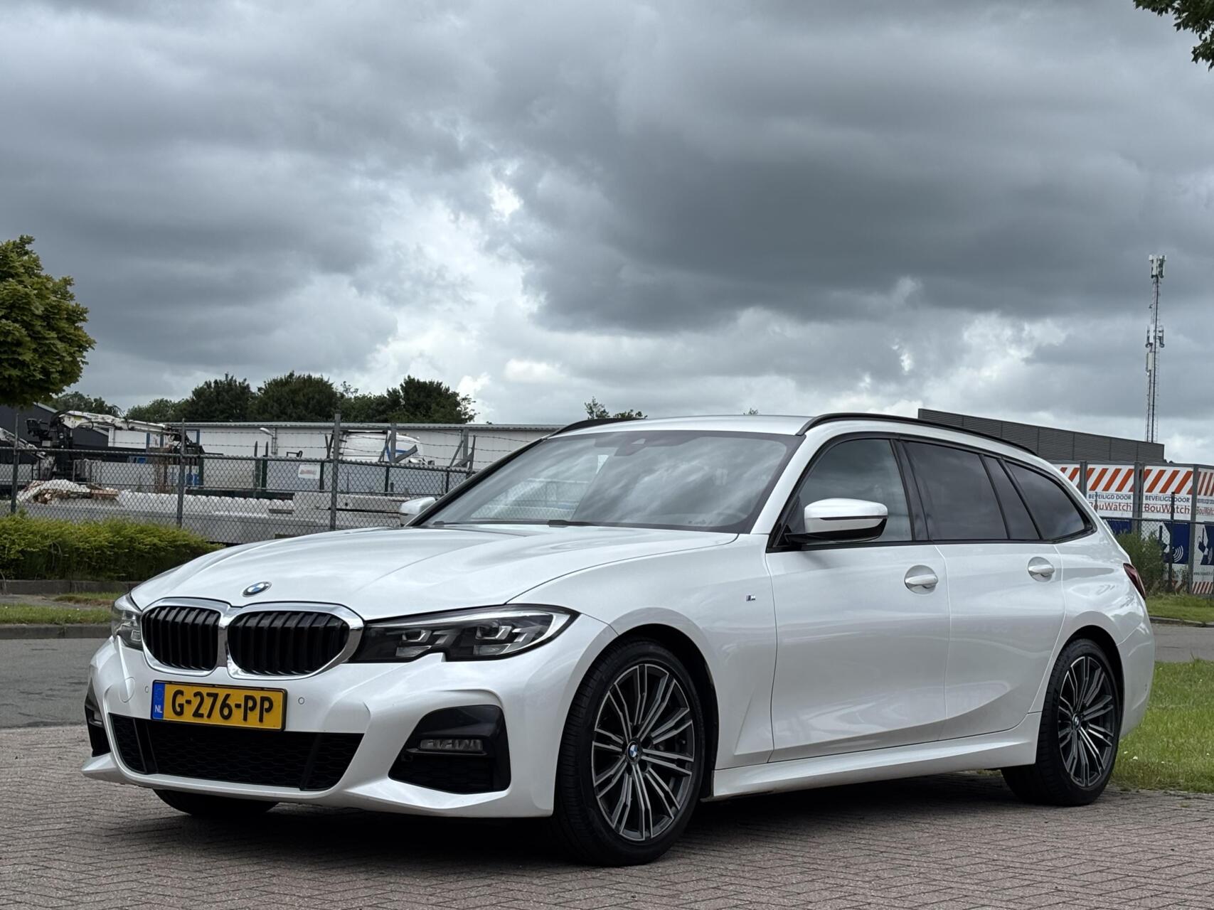 Foto van BMW 330i