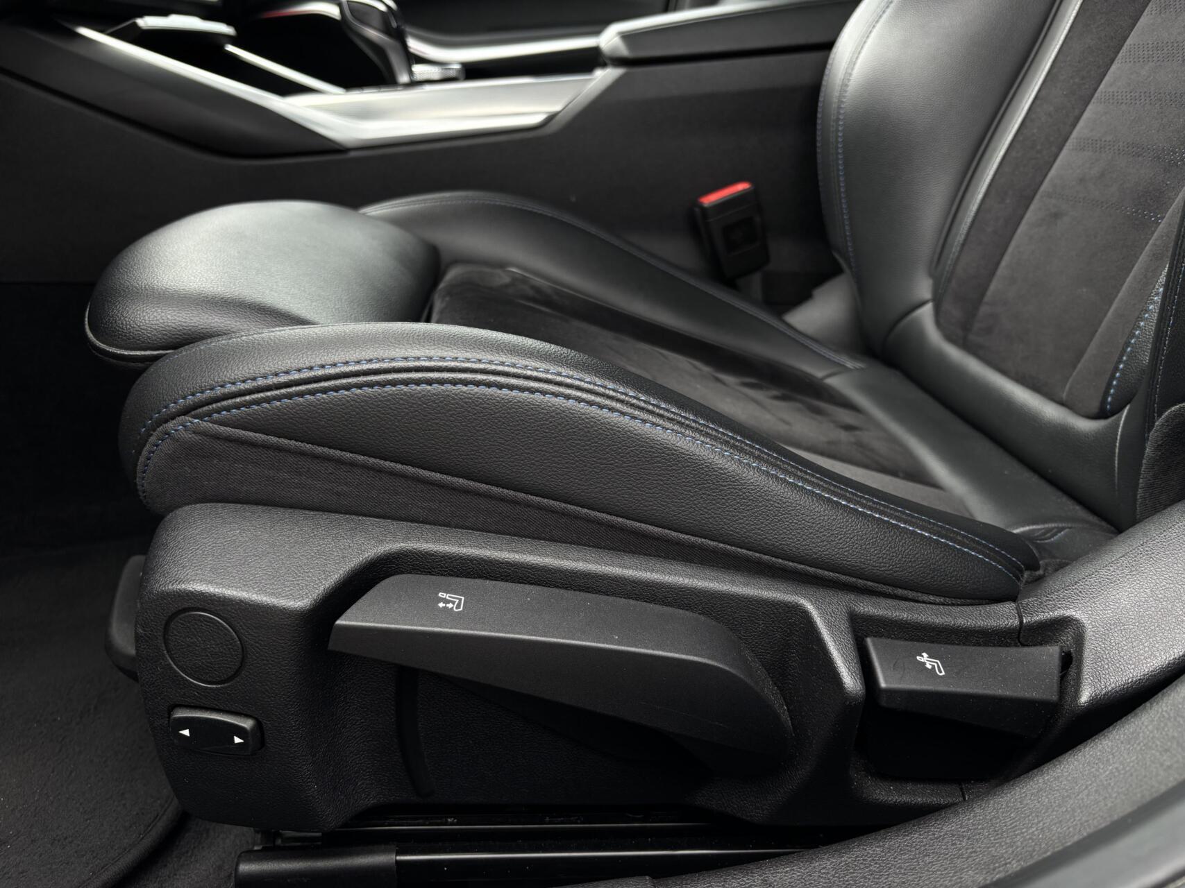 Foto van BMW 330i