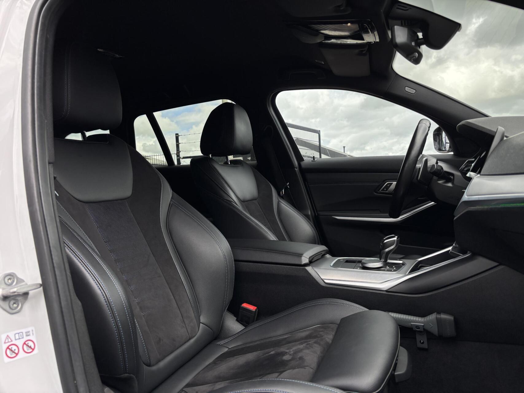 Foto van BMW 330i