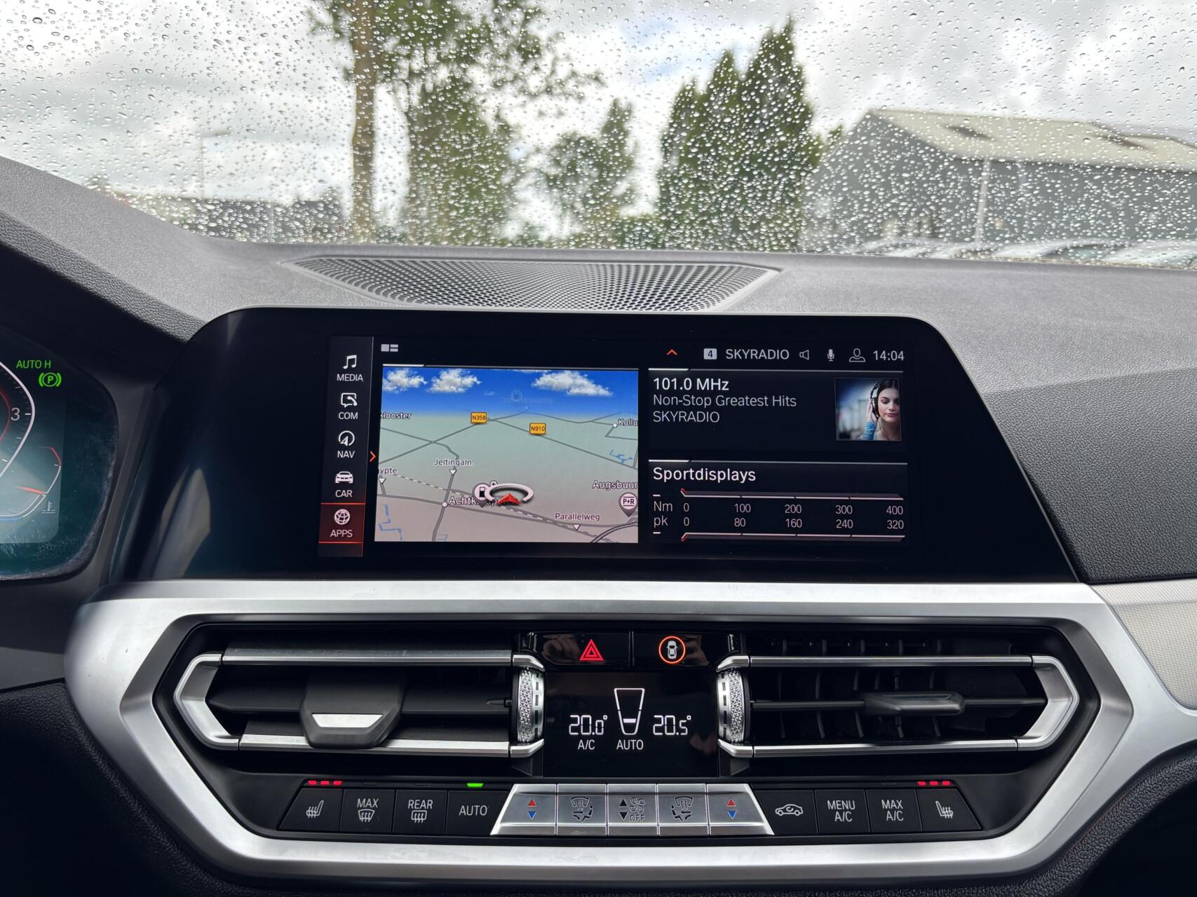 Foto van BMW 330i