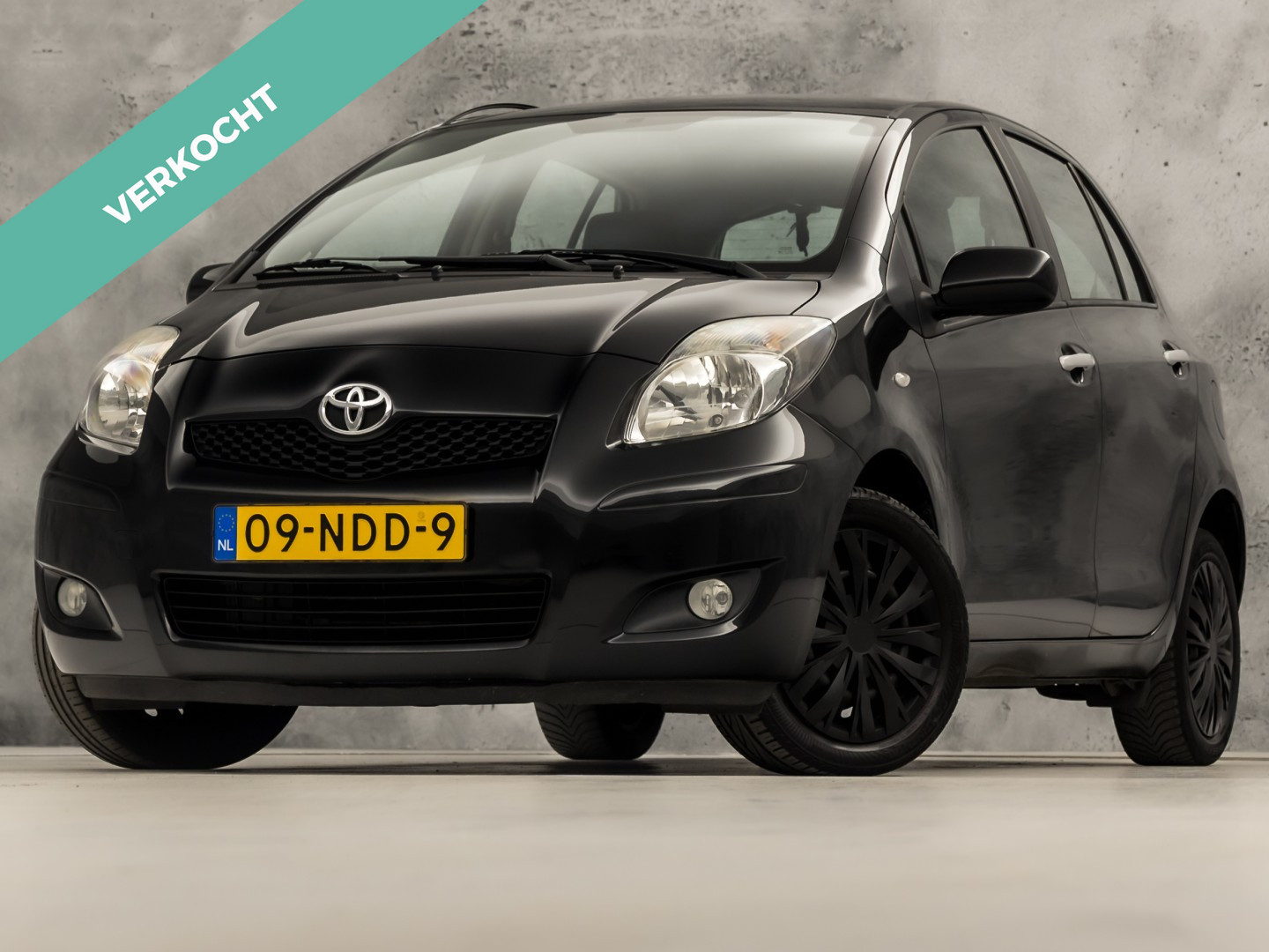 Toyota Toyota Yaris 1.3 VVTi Sport 2010 - voorkant
