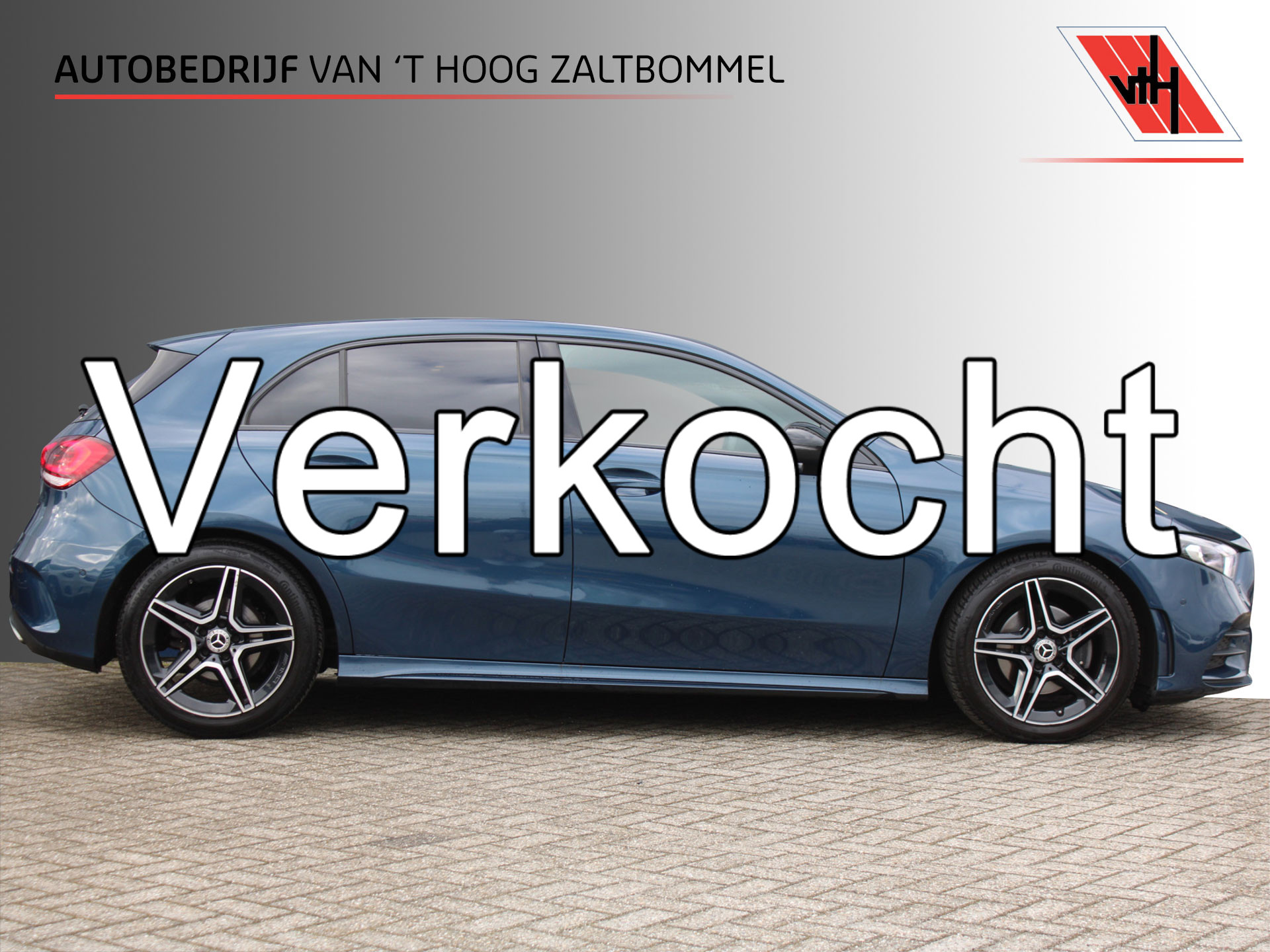 Mercedes-Benz A-klasse 180 AUT7 AMG LINE NIGHT PAKKET CAMERA NAVI 2019 - voorkant