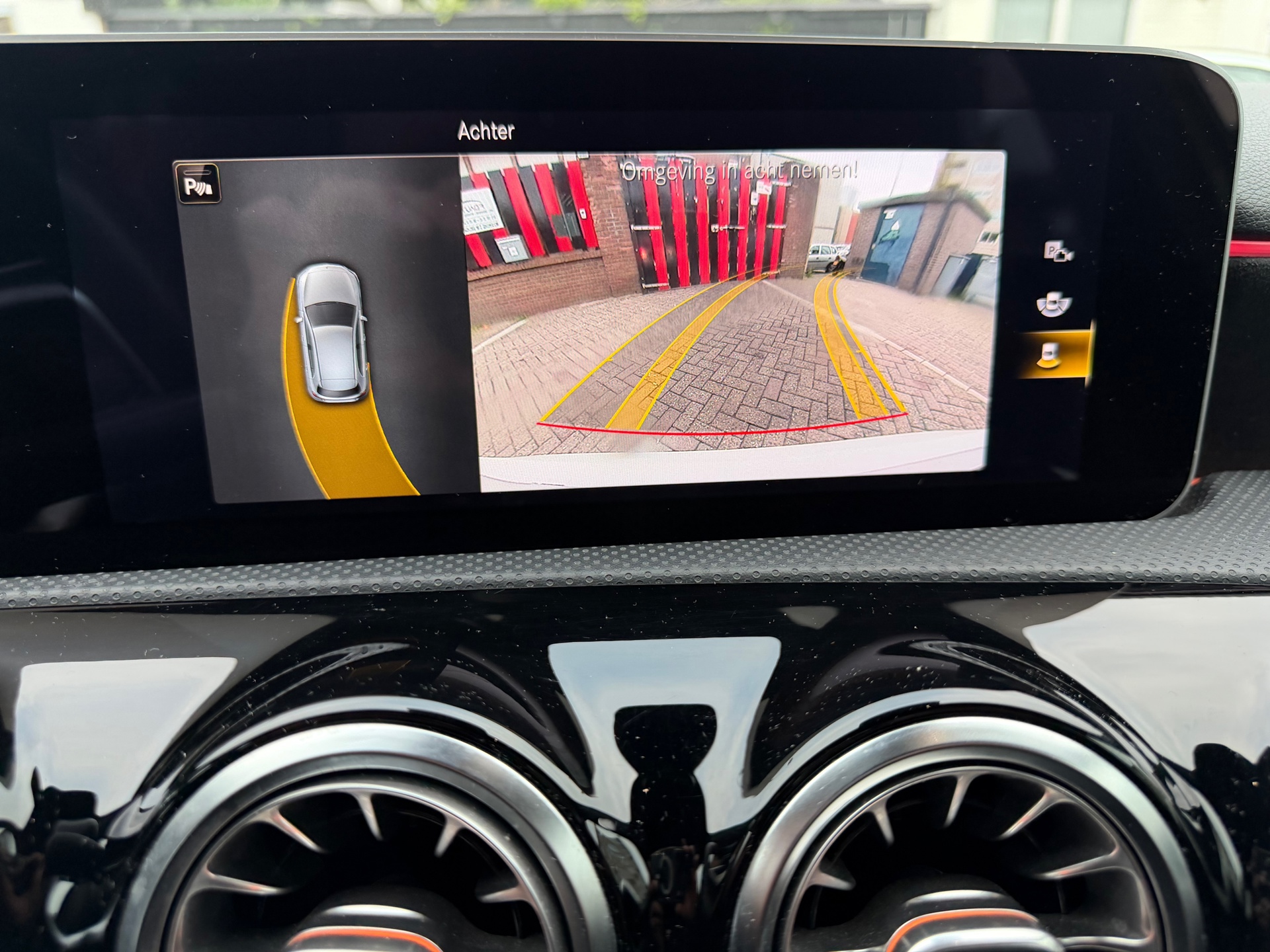Foto van Mercedes-Benz A 220