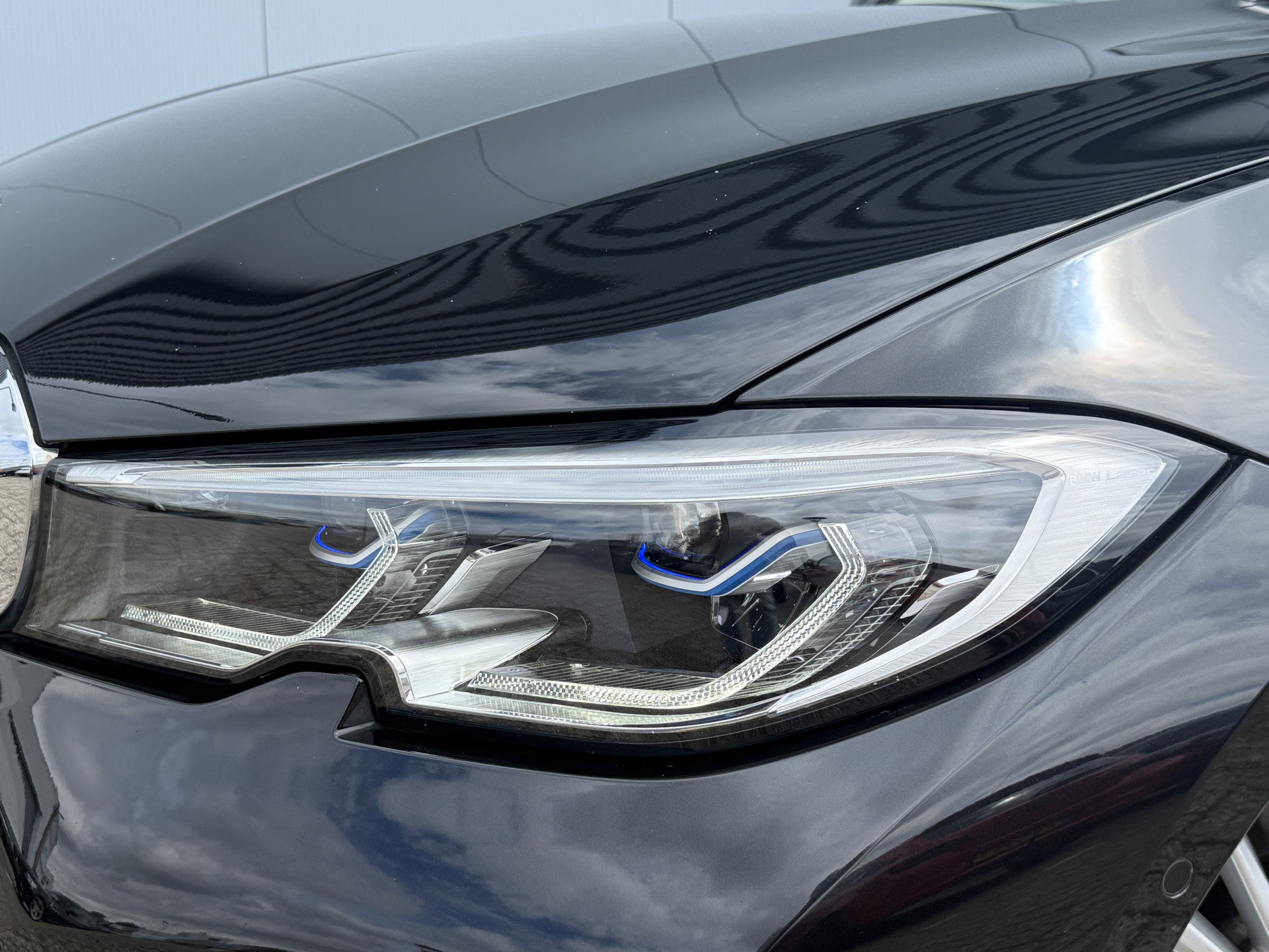 Foto van BMW 330i