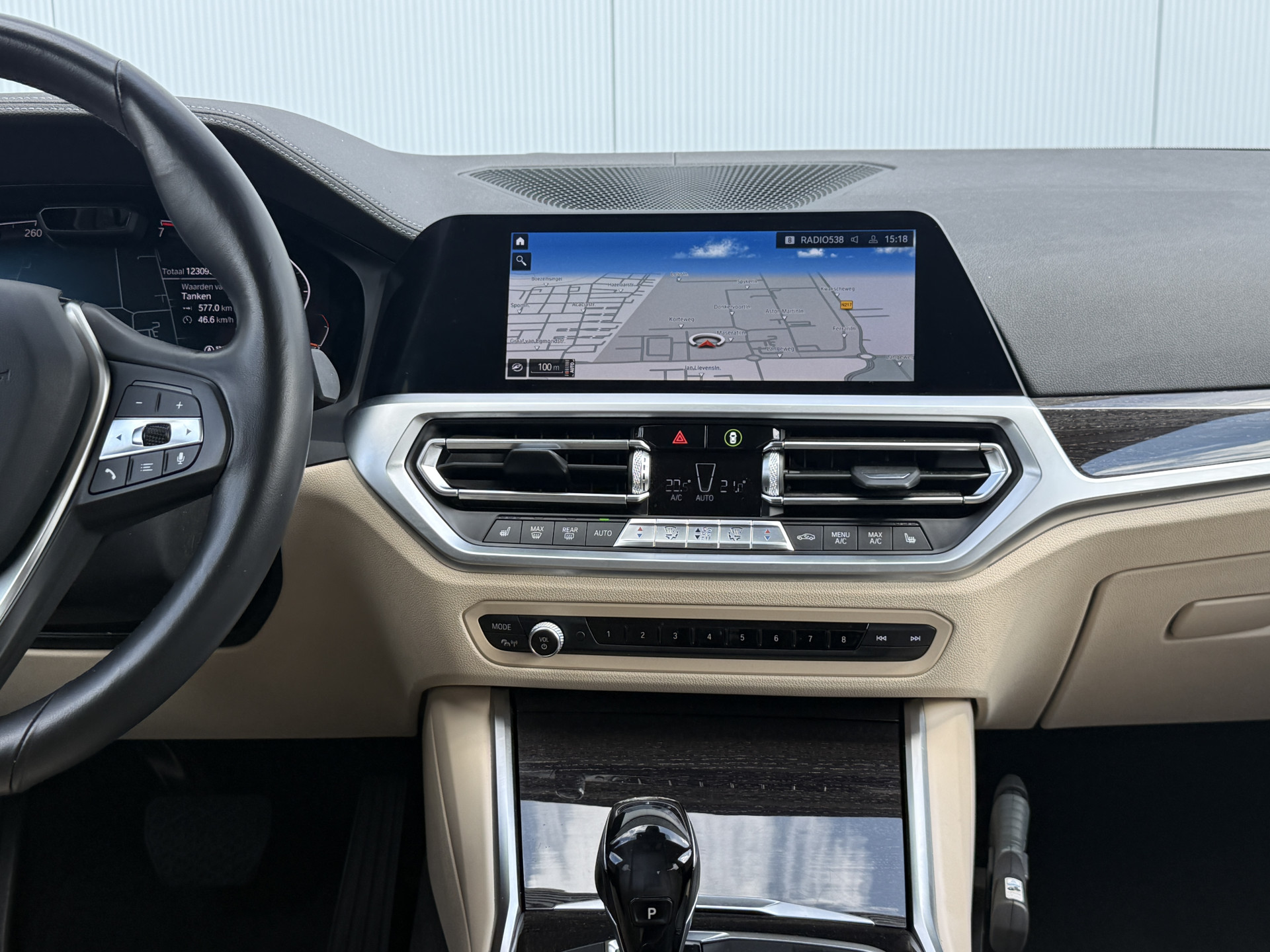 Foto van BMW 330i