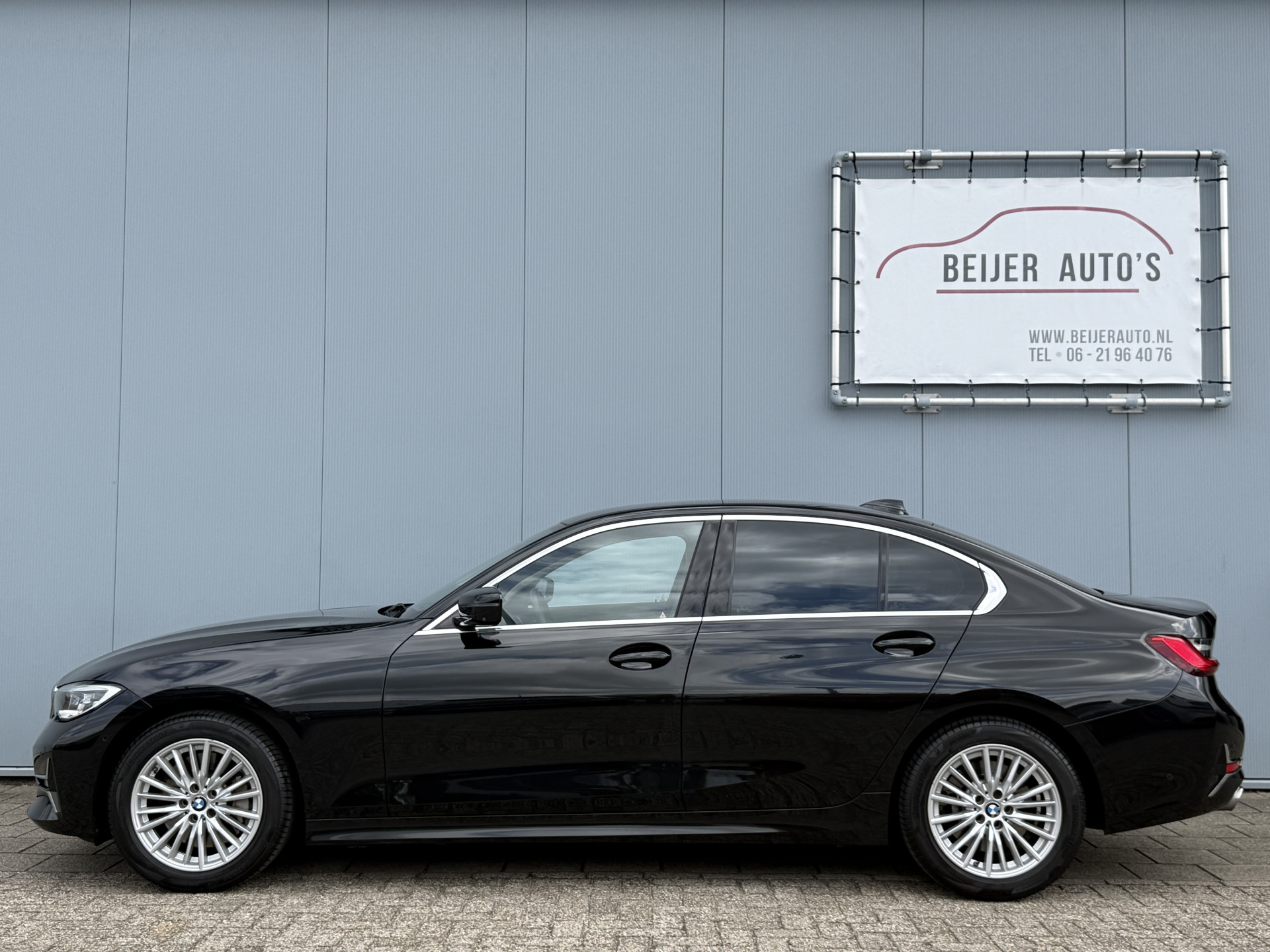 Foto van BMW 330i