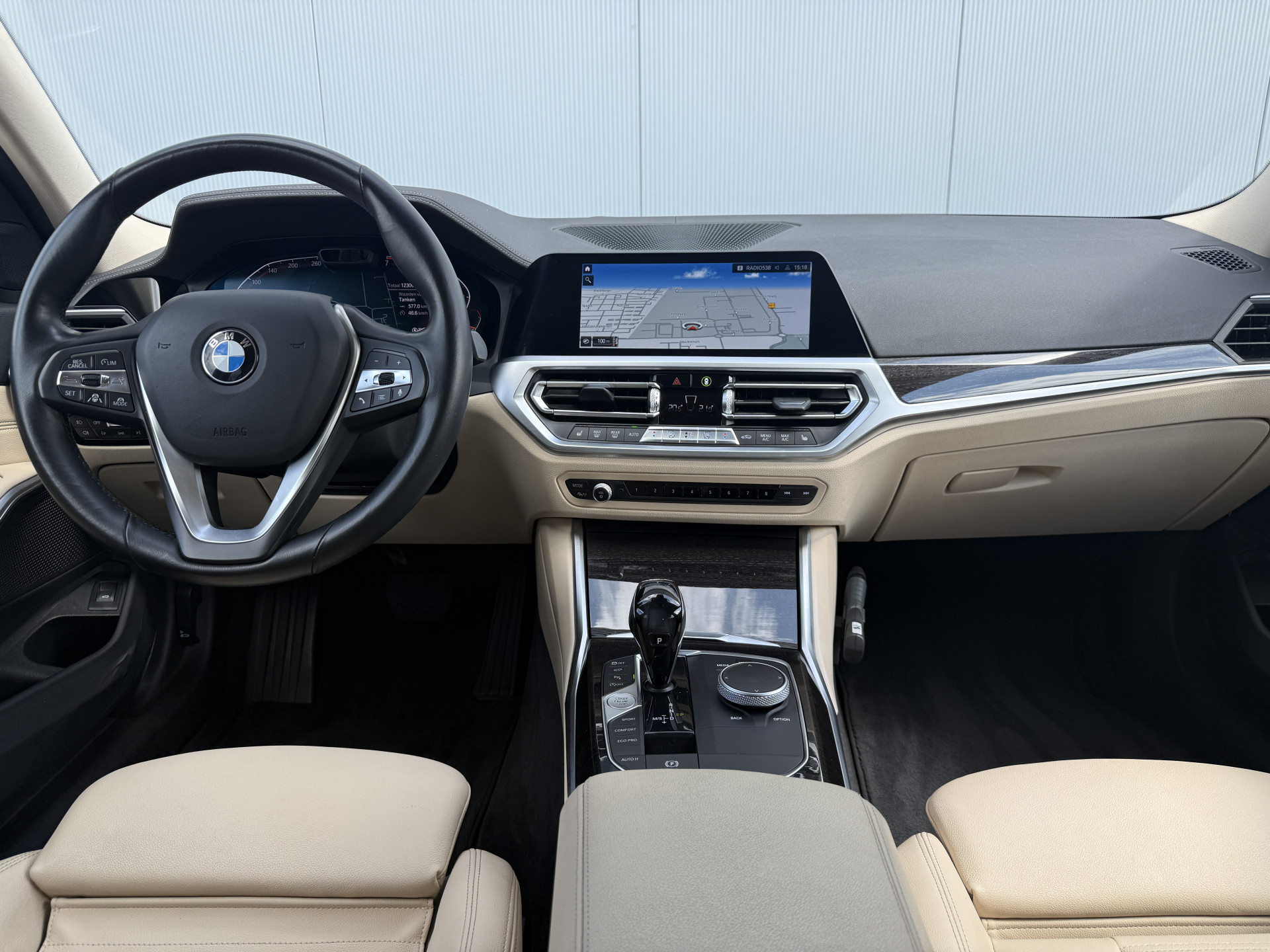 Foto van BMW 330i