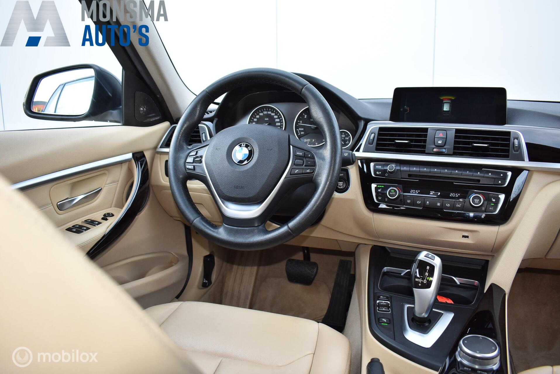 Foto van BMW 330i