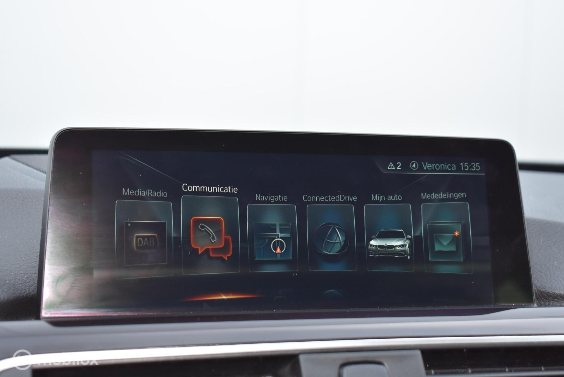 Foto van BMW 330i