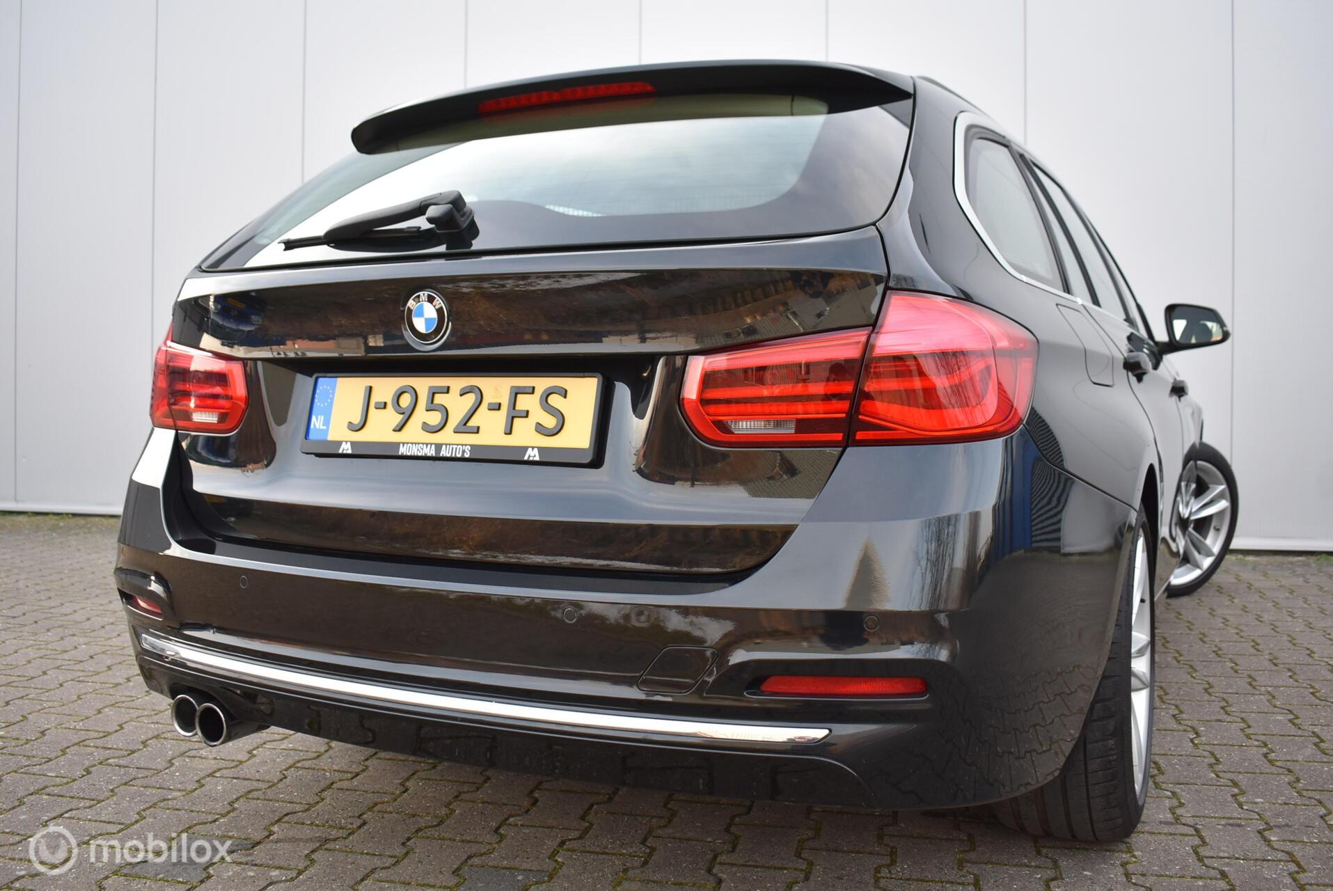 Foto van BMW 330i