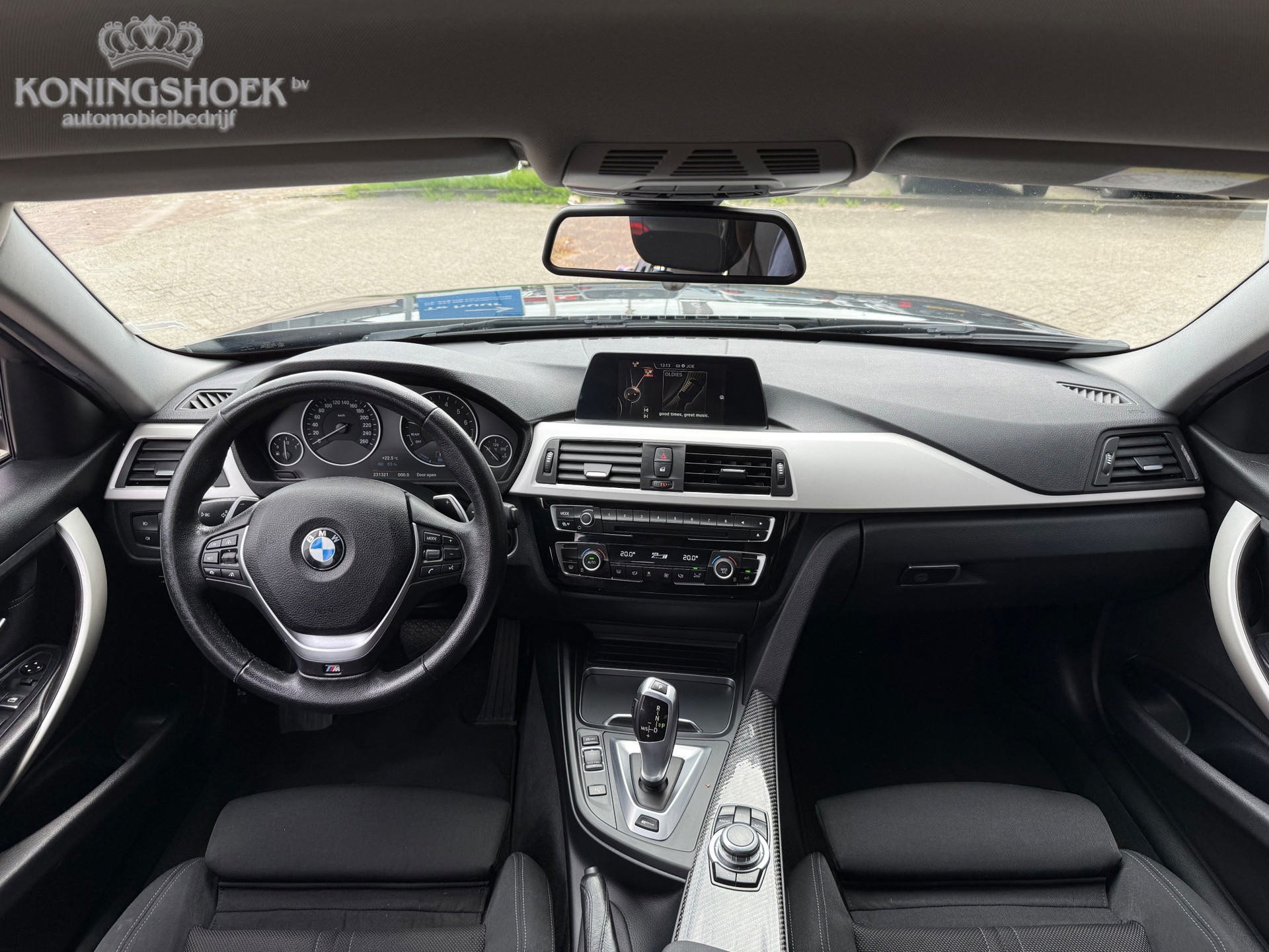 Foto van BMW 330e Iperformance
