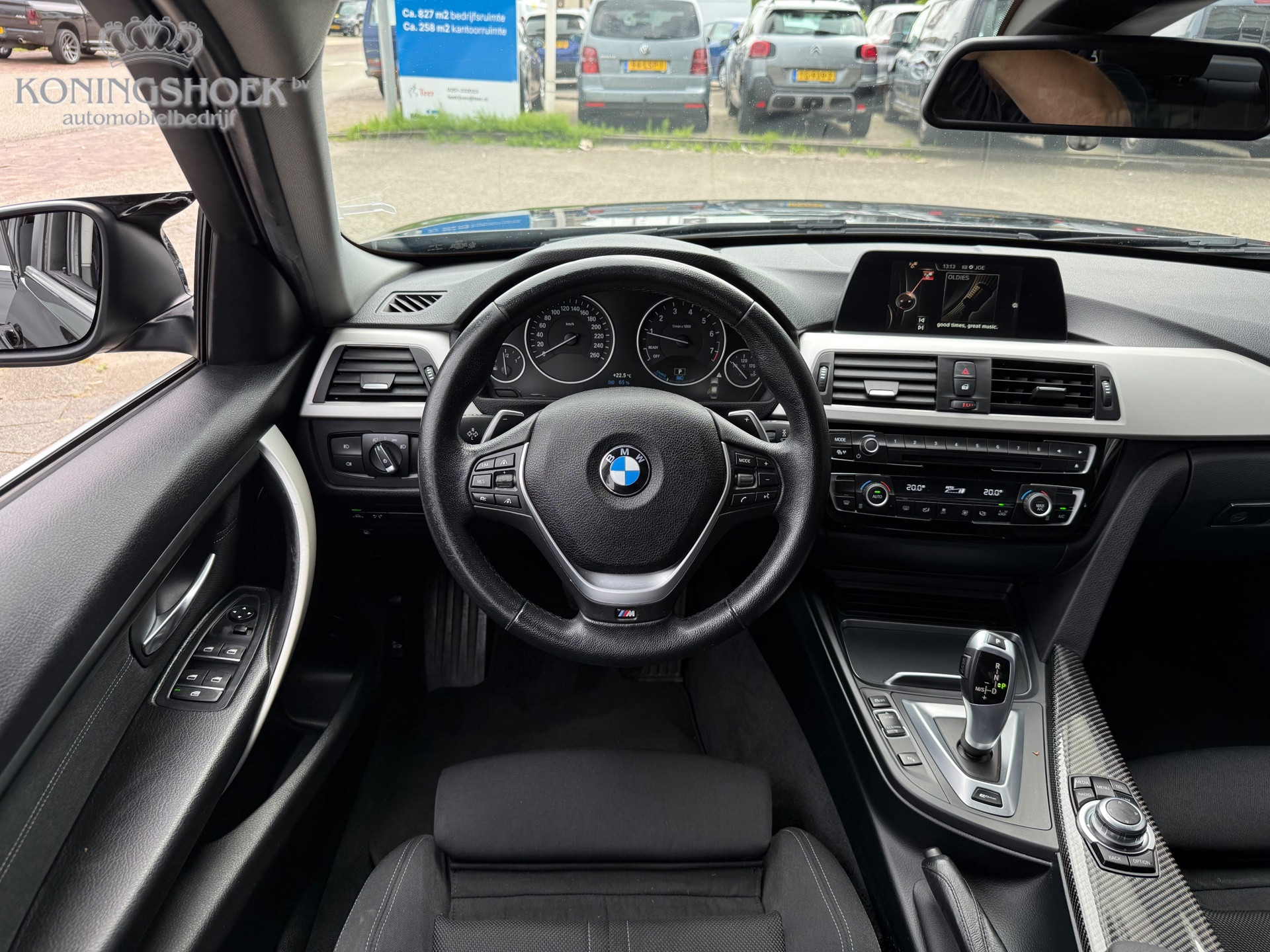 Foto van BMW 330e Iperformance