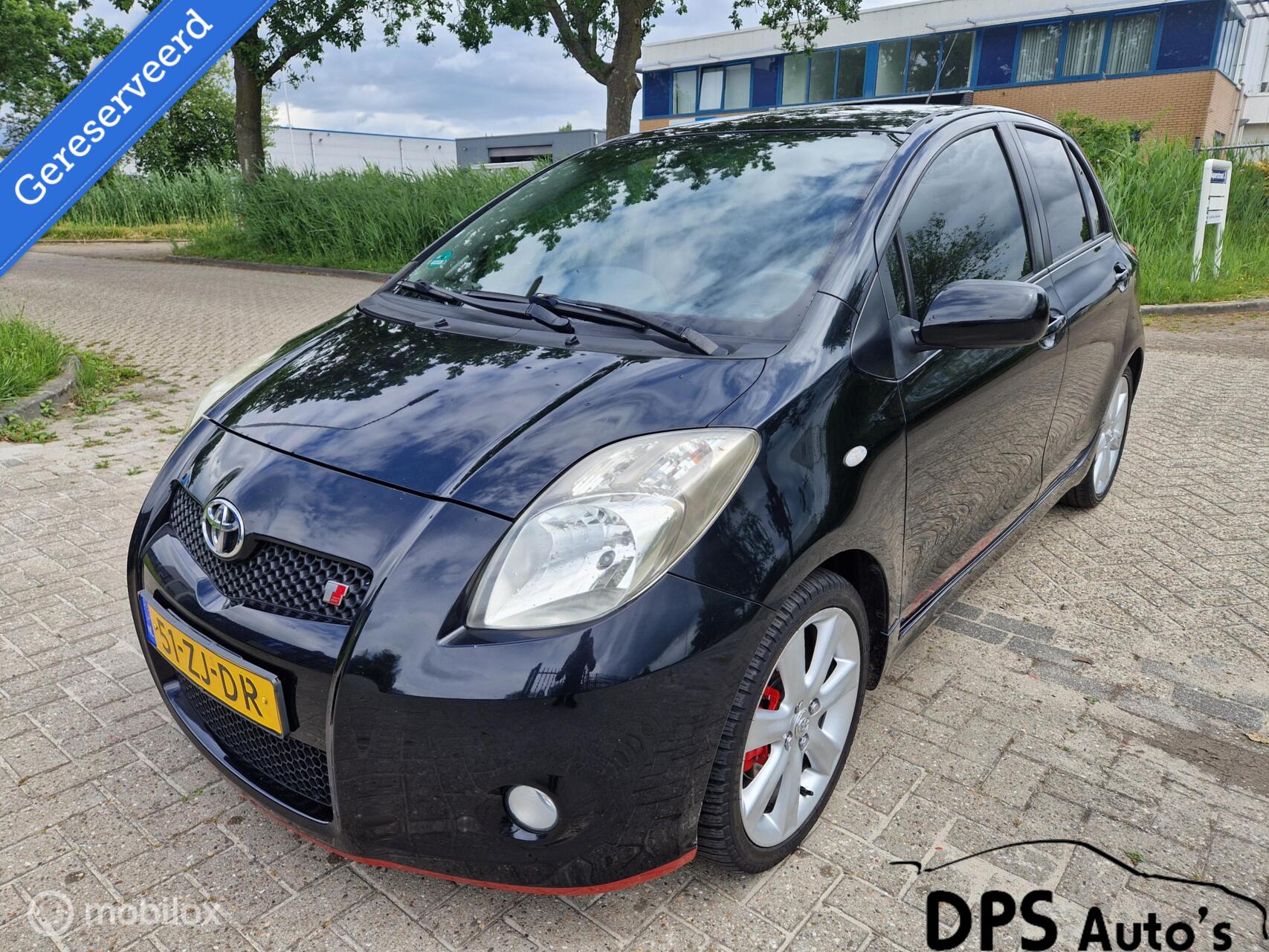 Foto van TOYOTA TOYOTA YARIS
