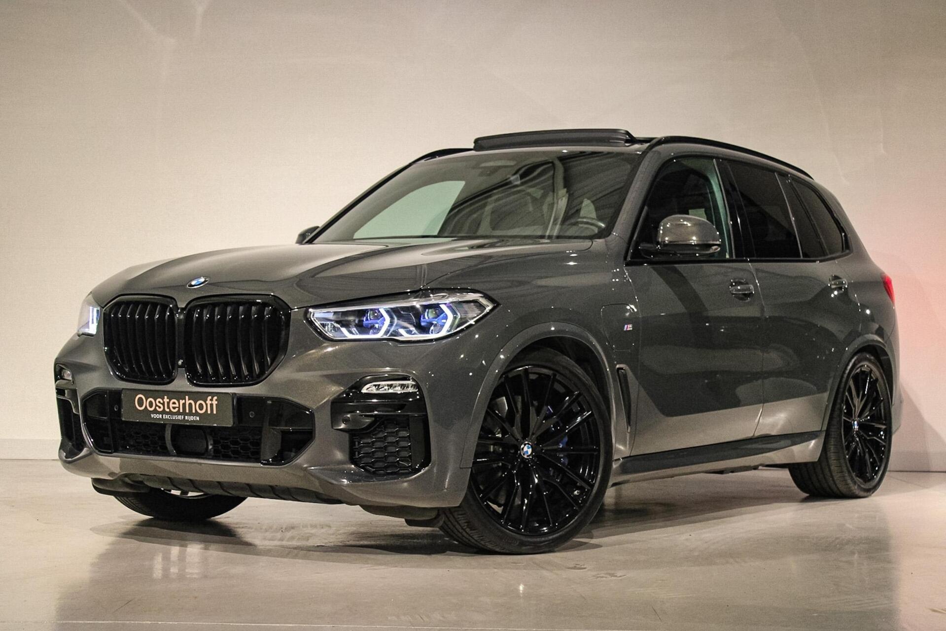 Foto van BMW X5 XDRIVE45E