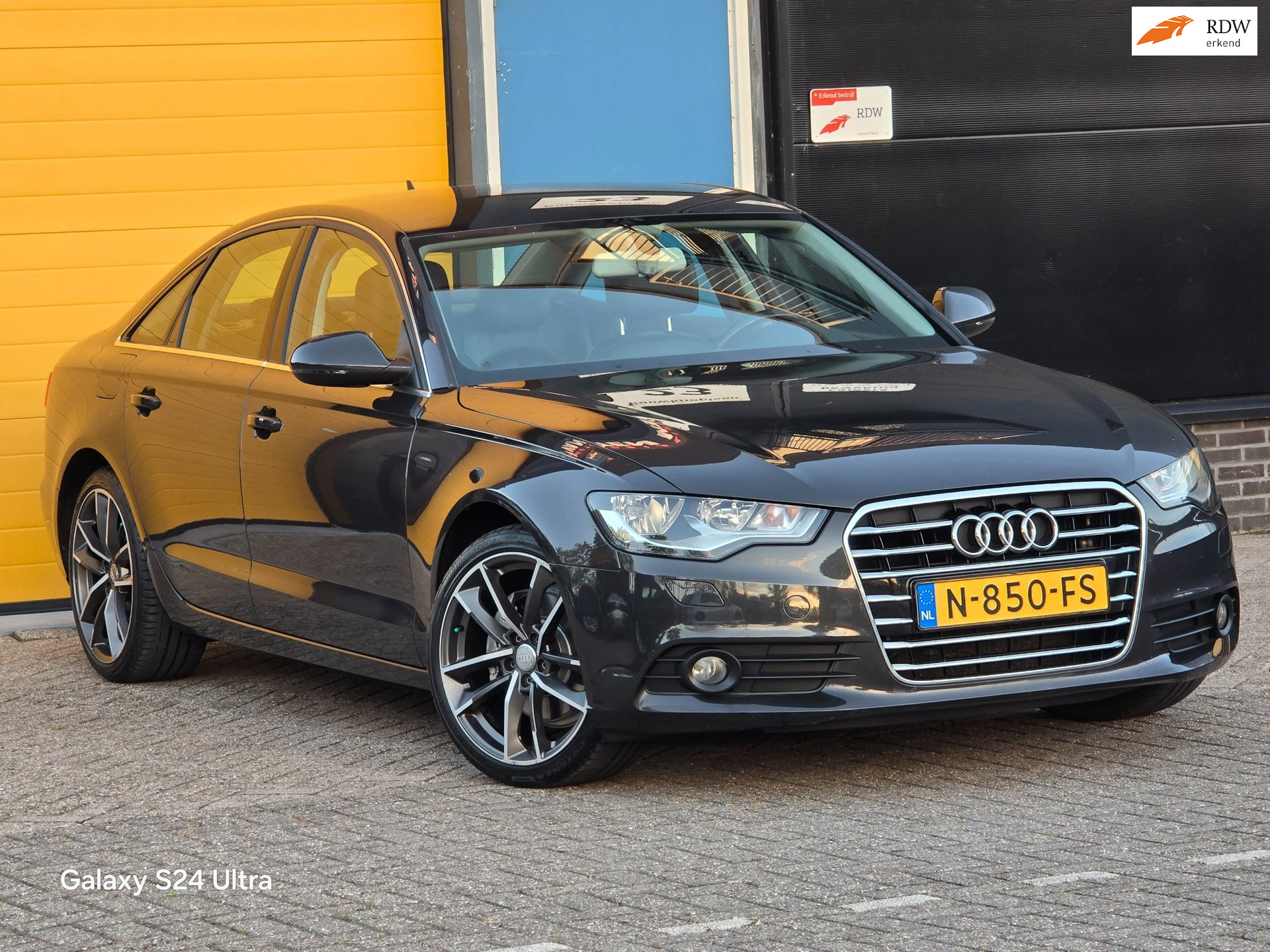 Audi Audi A6 2.8 FSI / Aut / Navi / Cruise Control / Leder / Stuurbediening / Elek Pakket / Nette Staat 2011 - voorkant
