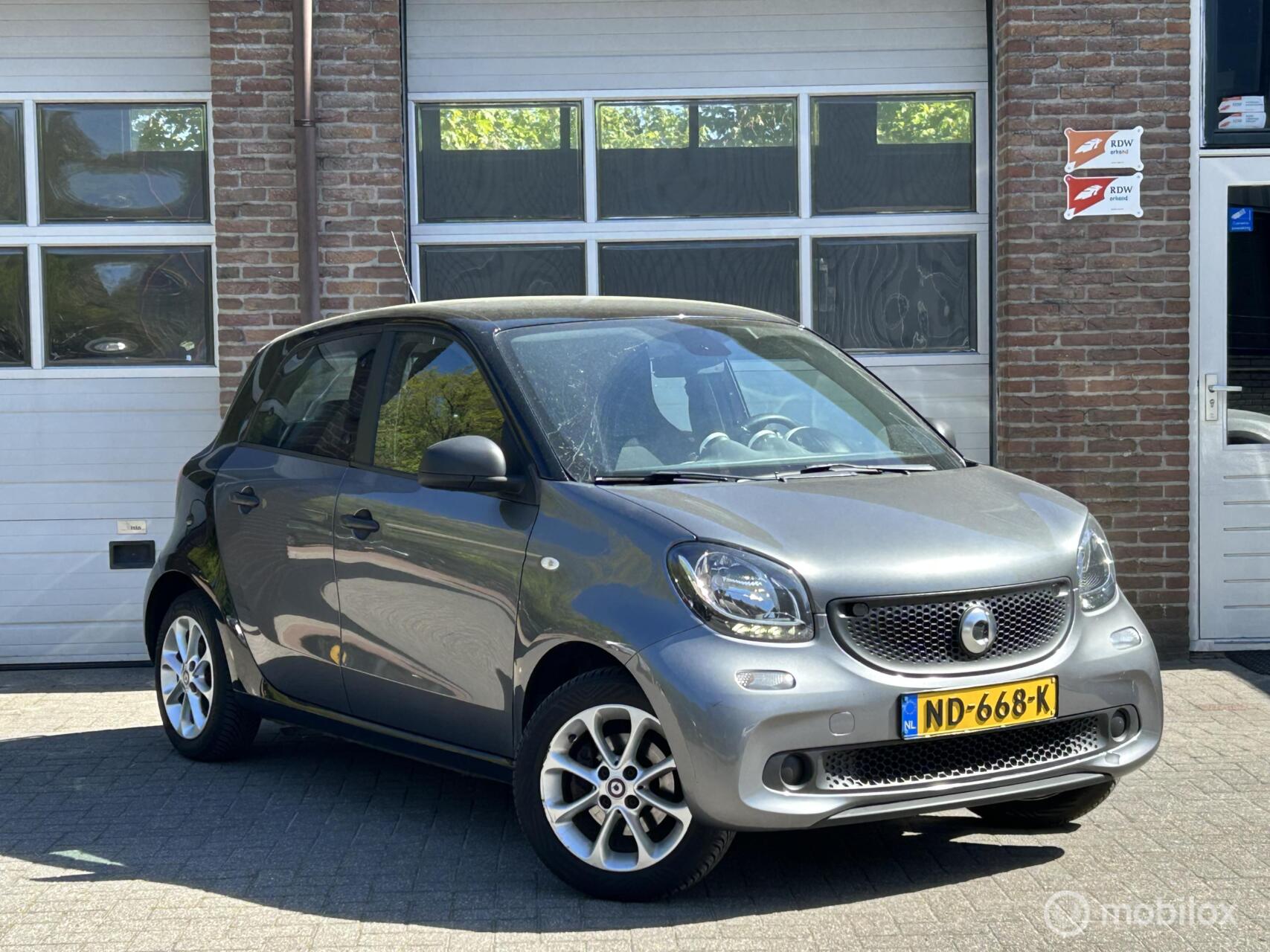 Foto van SMART FORFOUR