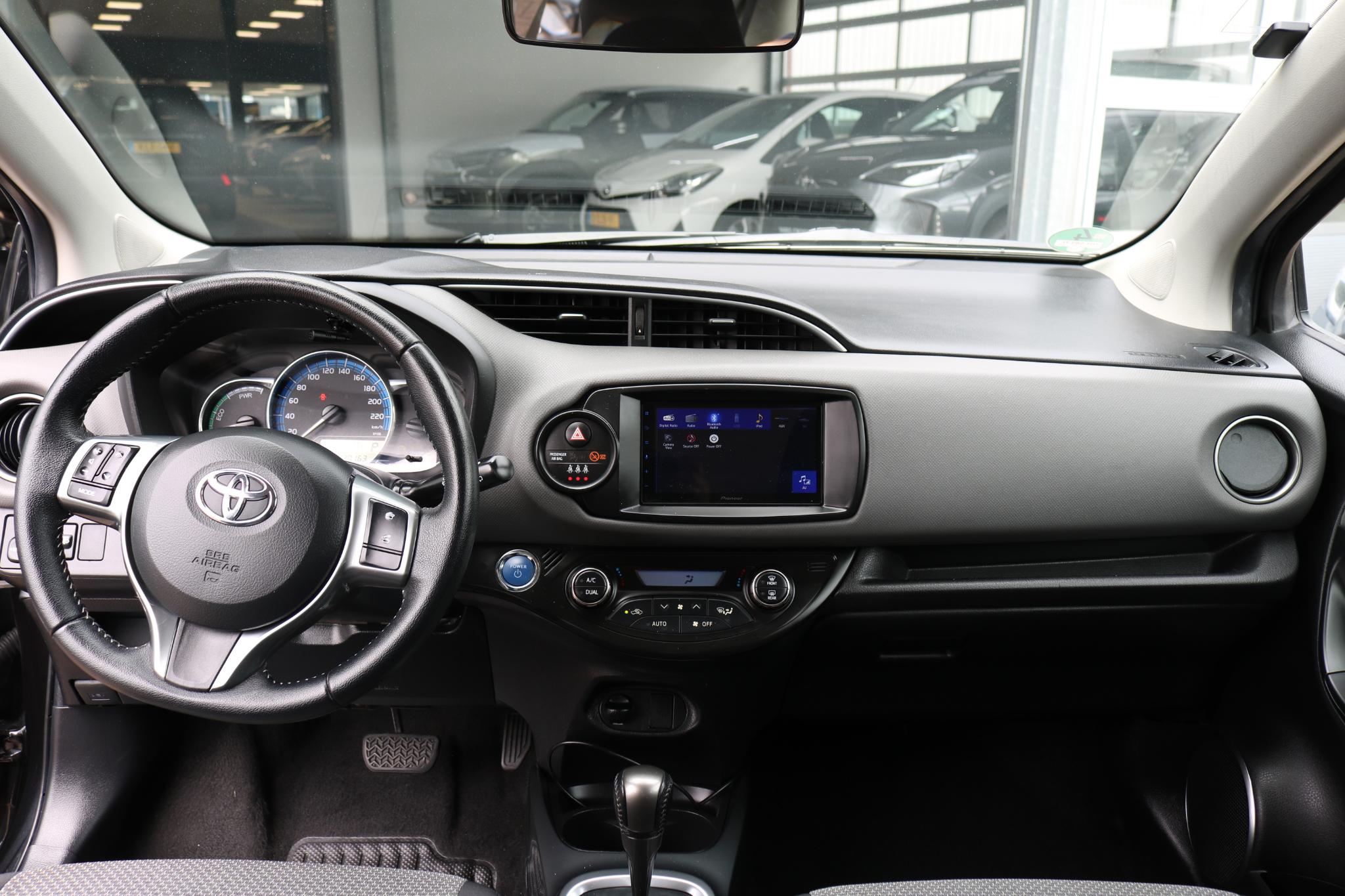 Foto van Toyota Toyota Yaris Hybrid