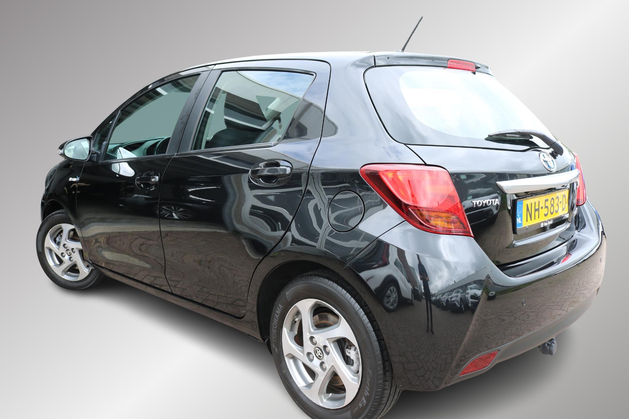 Foto van Toyota Toyota Yaris Hybrid