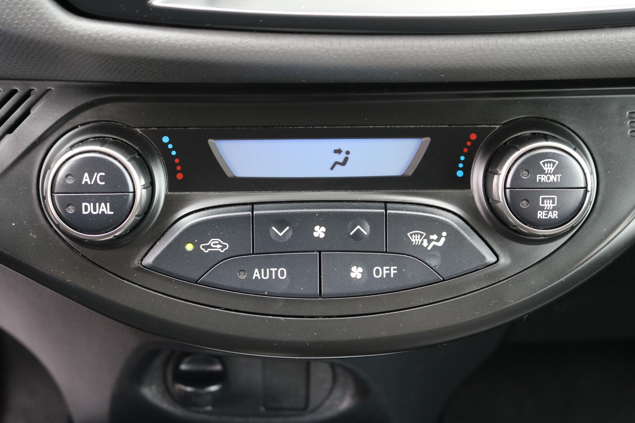 Foto van Toyota Toyota Yaris Hybrid