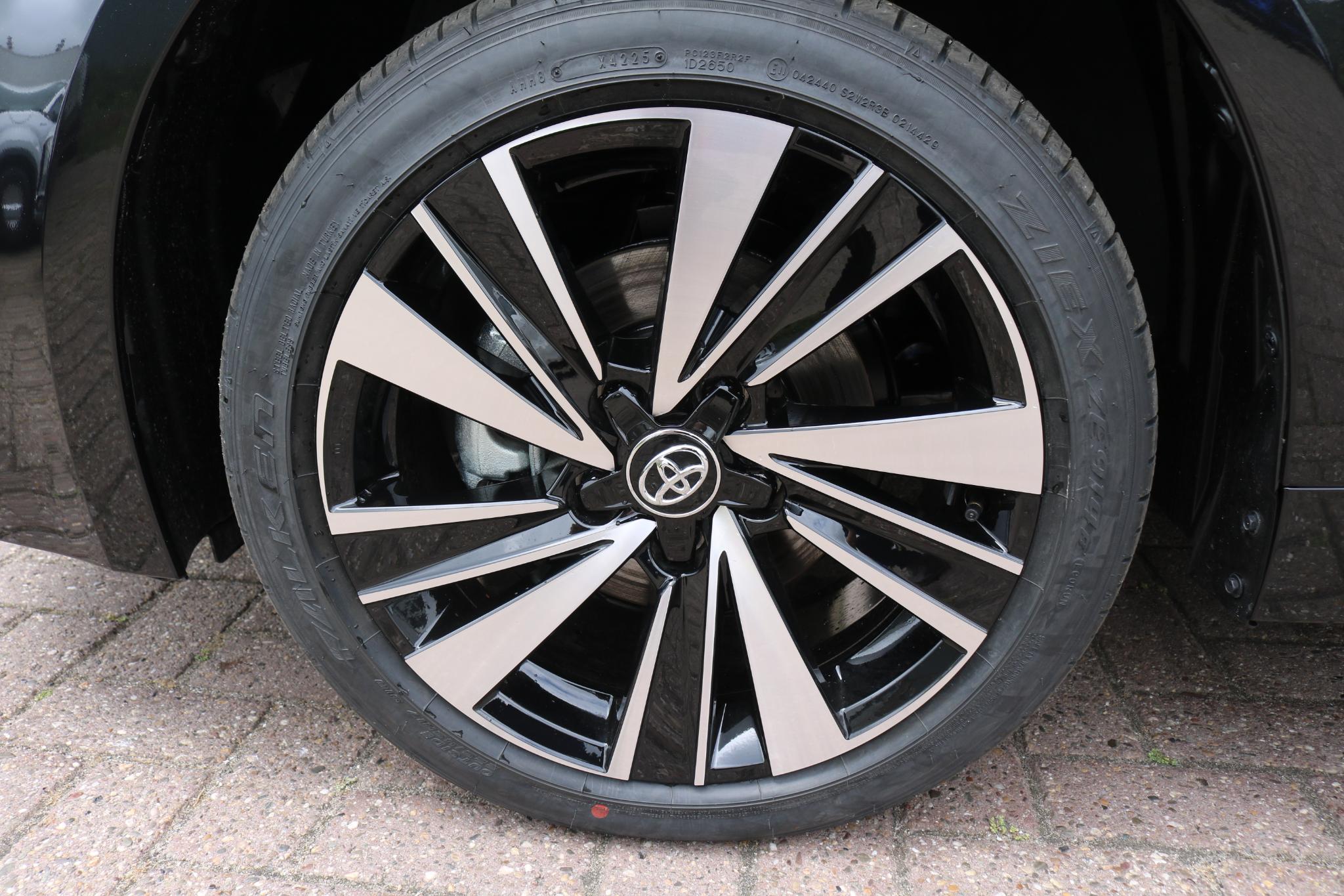 Foto van Toyota Toyota Yaris Hybrid