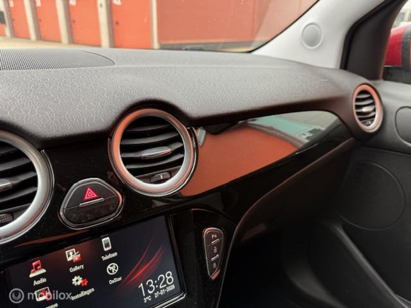 Foto van Opel Adam