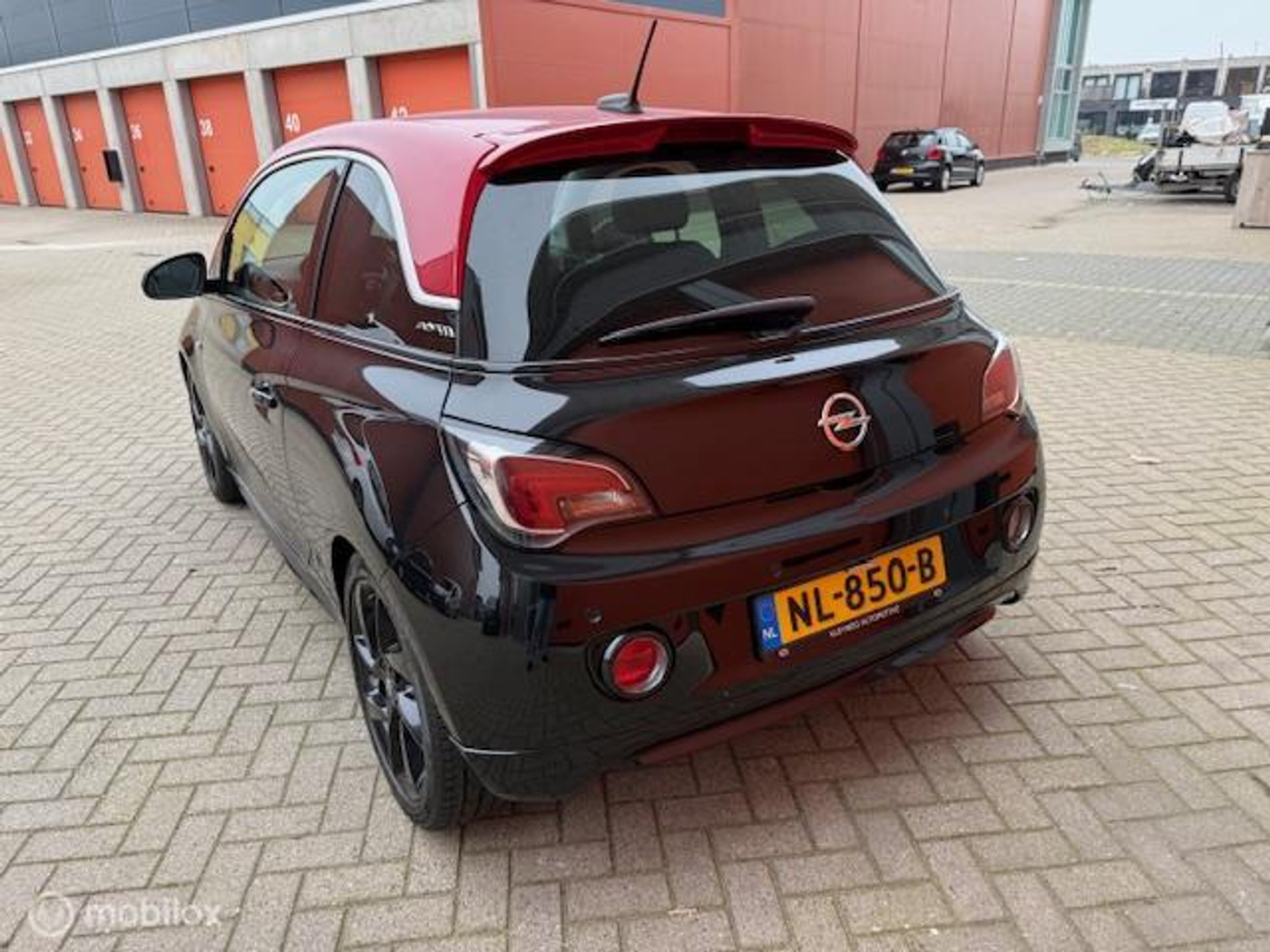 Foto van Opel Adam