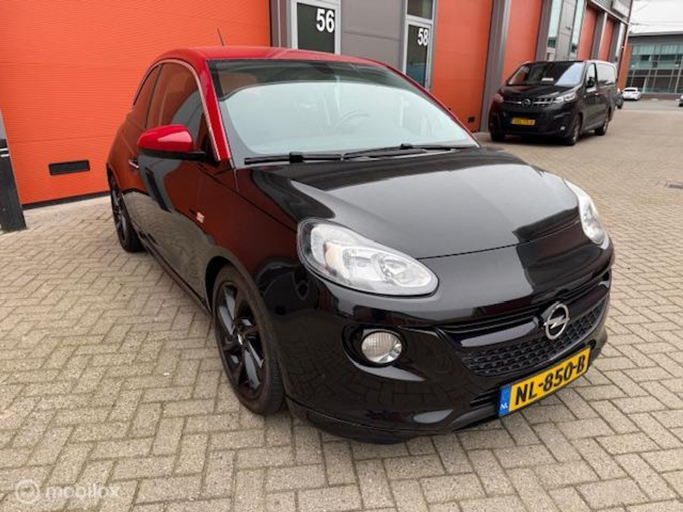 Foto van Opel Adam