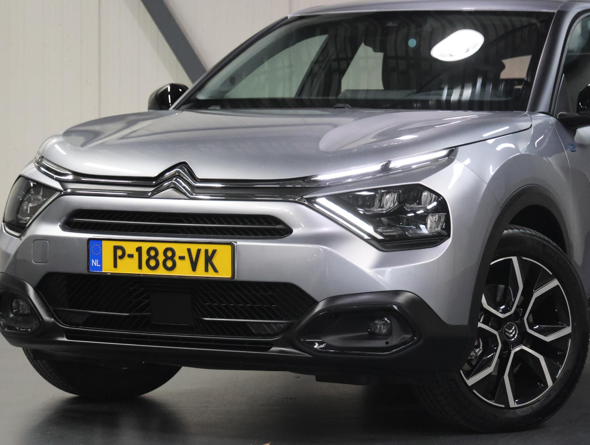 Foto van Citroen E-c4