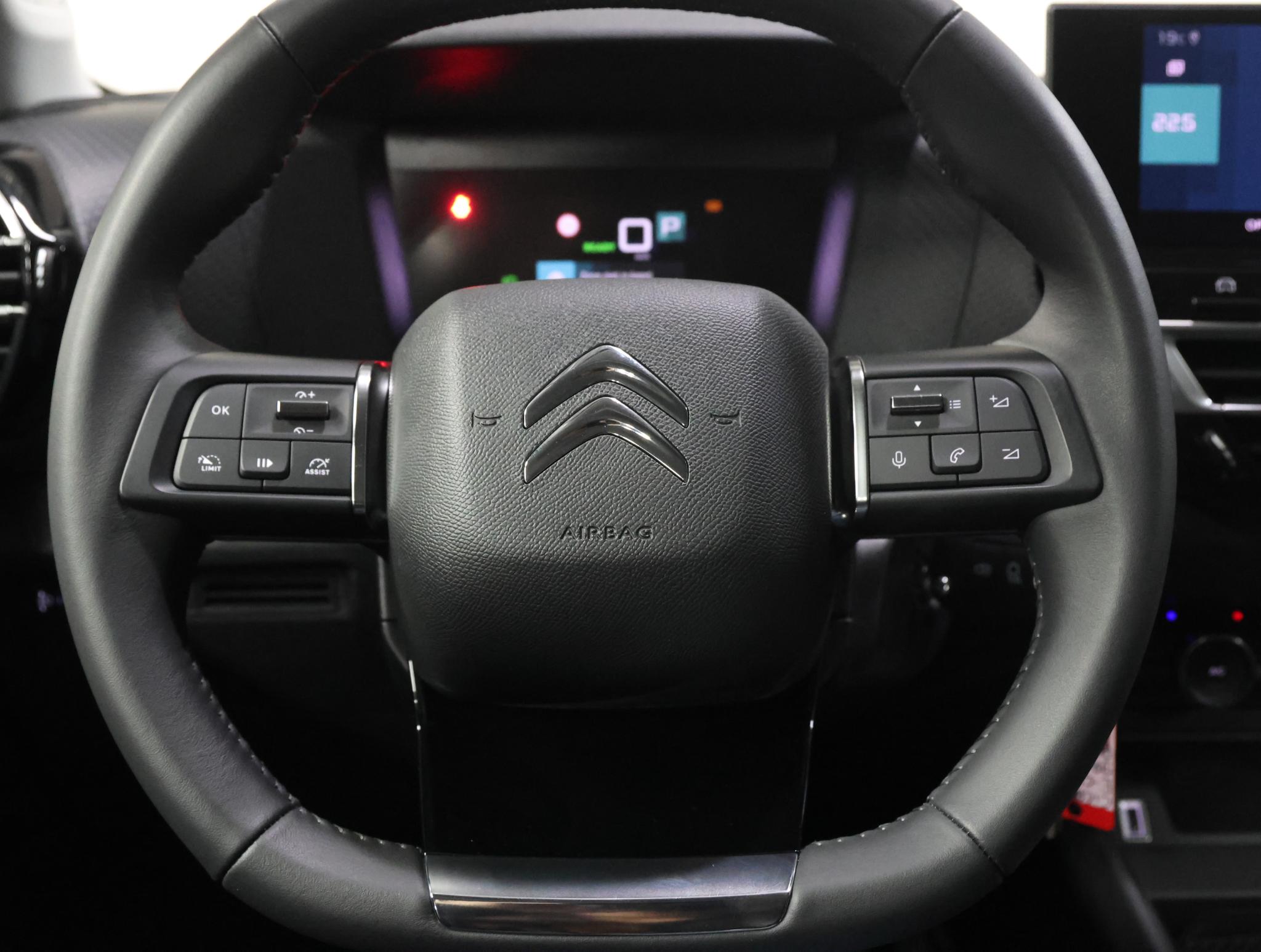 Foto van Citroen E-c4
