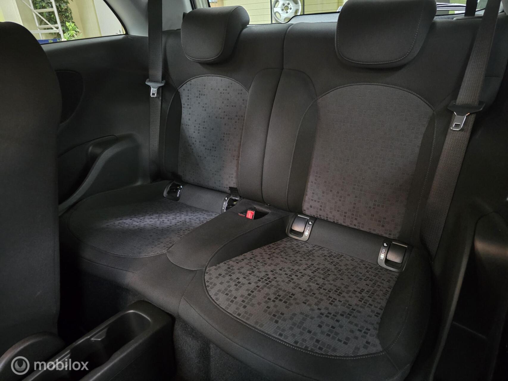 Foto van Opel Adam