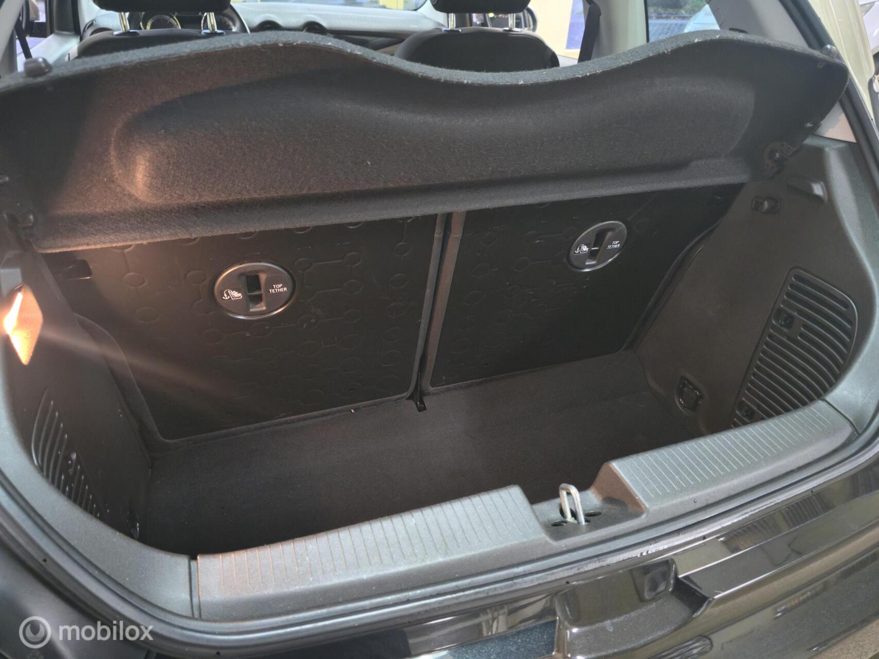 Foto van Opel Adam